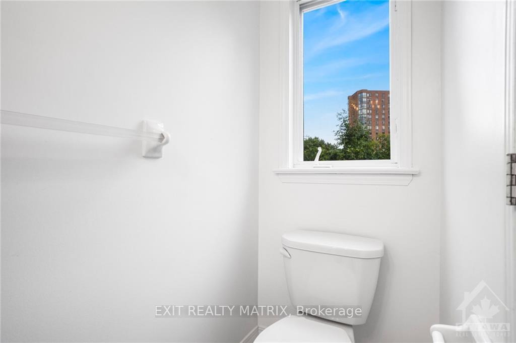 Photo 13 of Unit 21, 825 Grenon Avenue, Ottawa, Britannia Heights — HOMEH