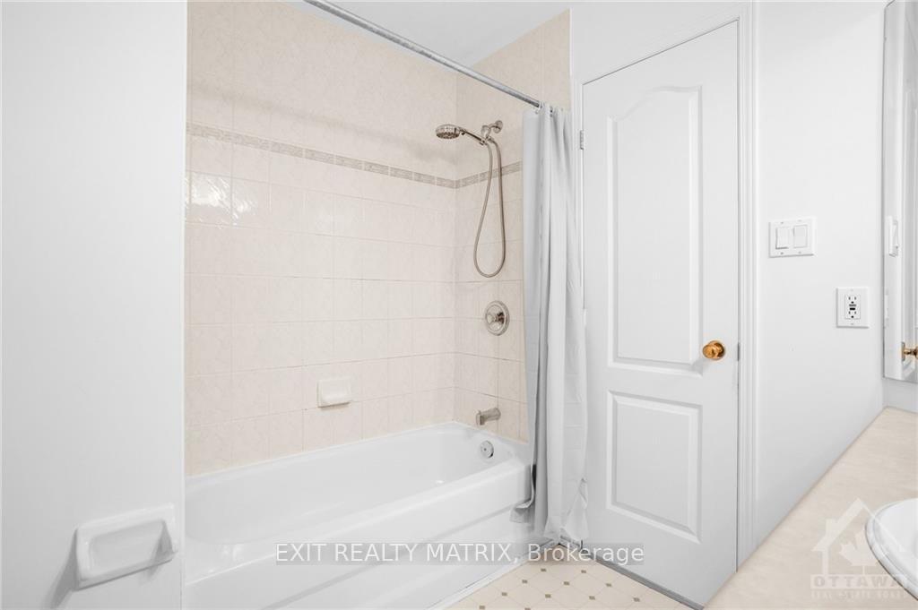 Photo 19 of Unit 21, 825 Grenon Avenue, Ottawa, Britannia Heights — HOMEH