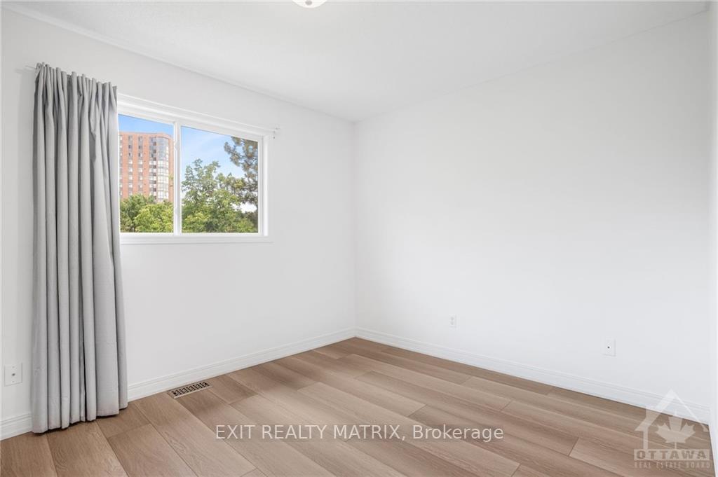 Photo 18 of Unit 21, 825 Grenon Avenue, Ottawa, Britannia Heights — HOMEH