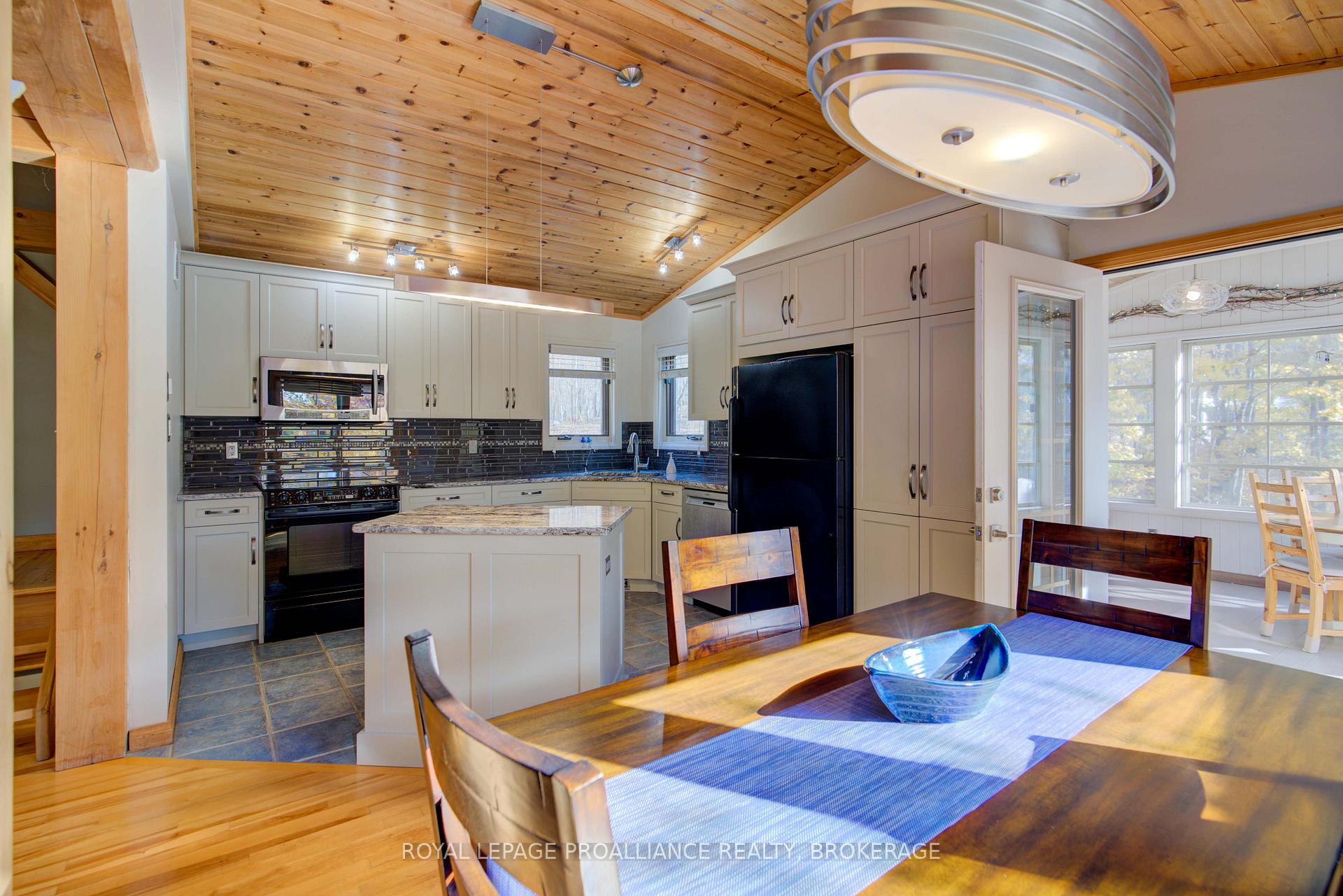 Photo 22 of 2012 Shibley Road, Frontenac, Frontenac Centre — HOMEH