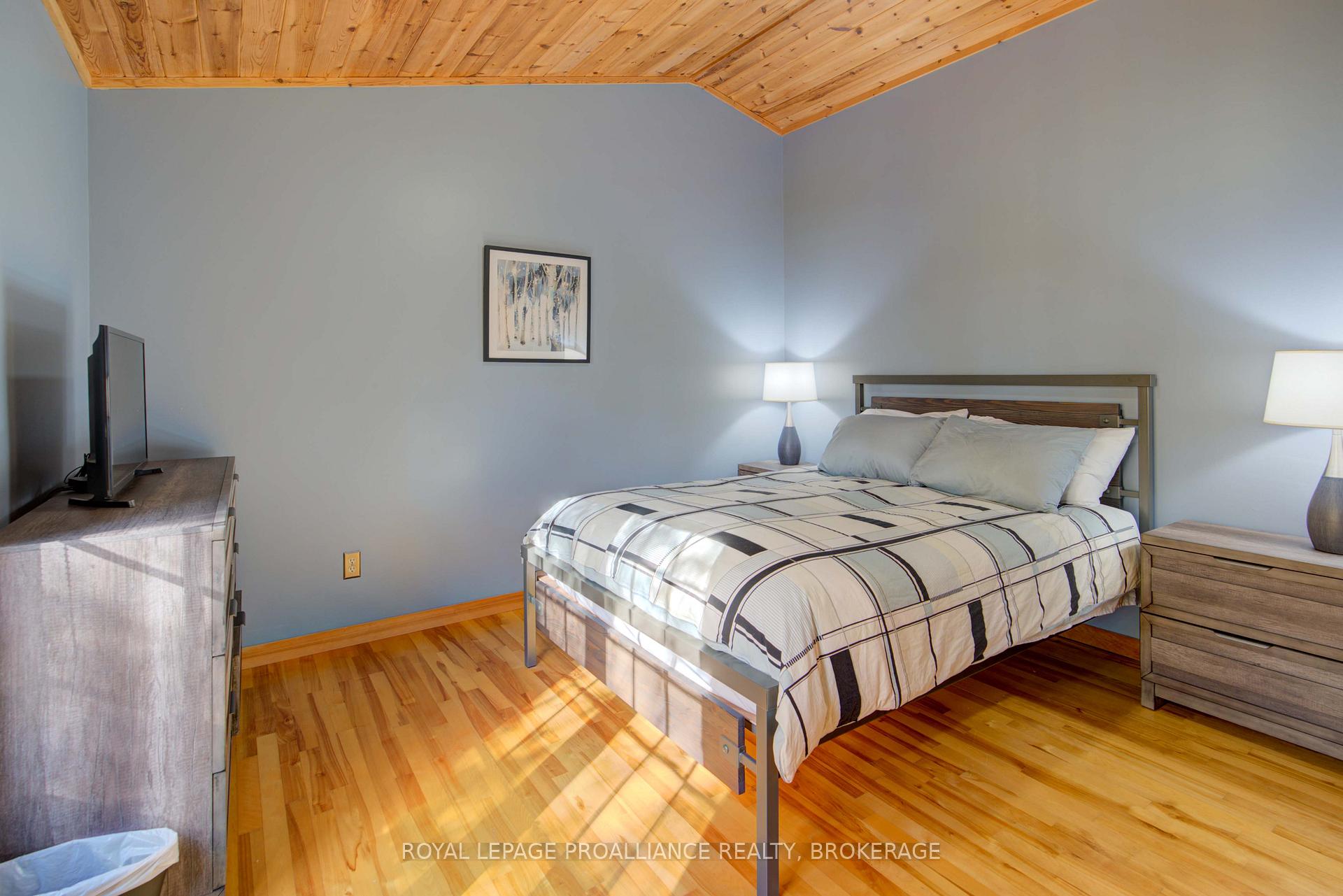 Photo 25 of 2012 Shibley Road, Frontenac, Frontenac Centre — HOMEH