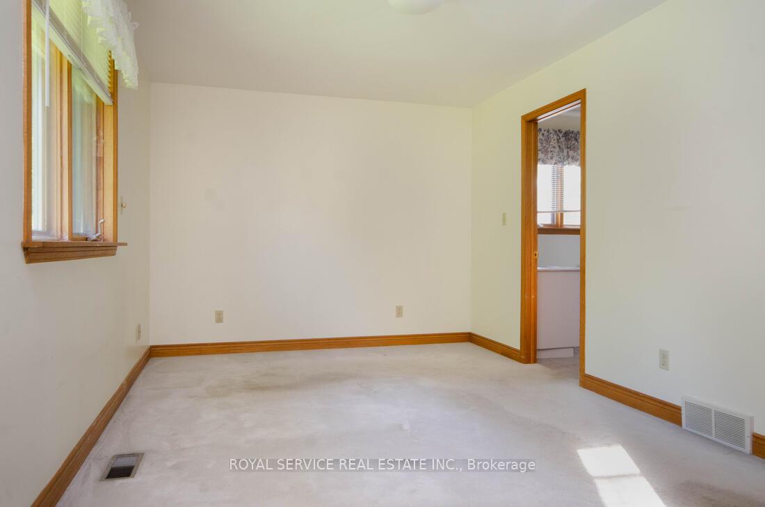 Photo 26 of 66 Irwin Road, Clarington, Orono — HOMEH