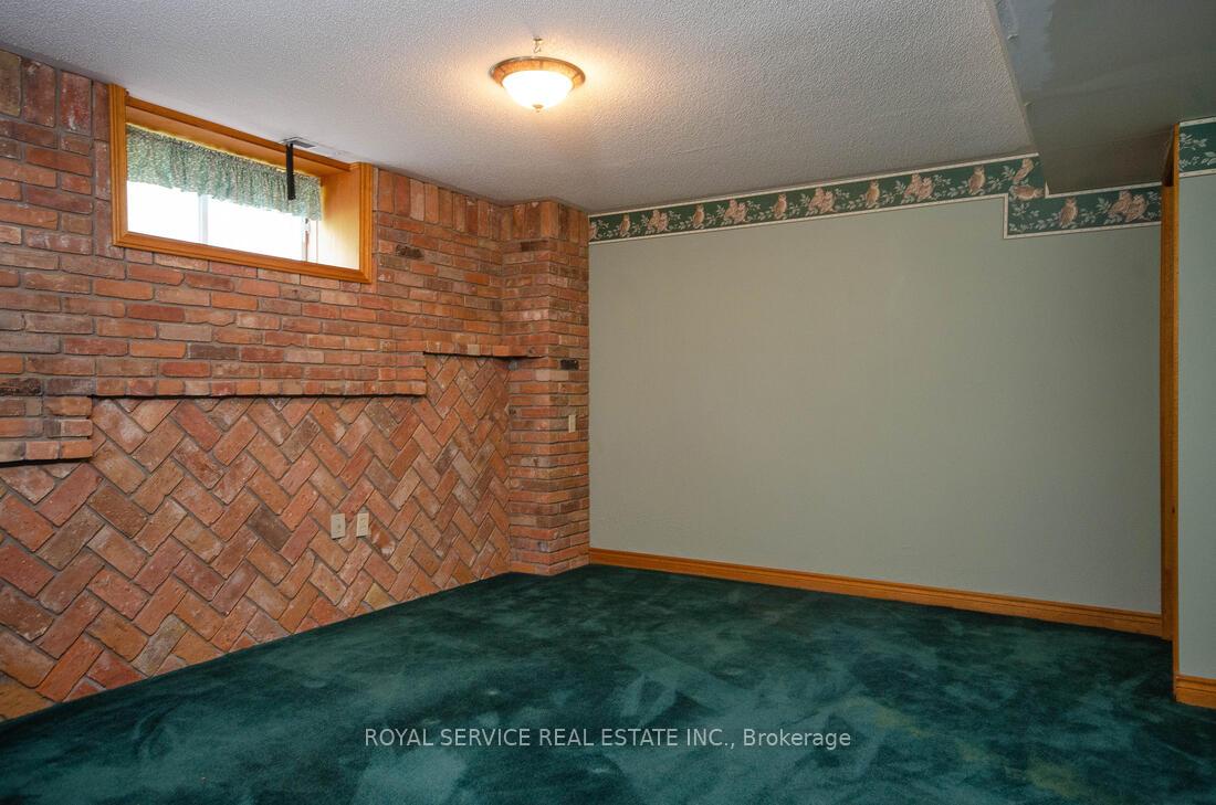 Photo 35 of 66 Irwin Road, Clarington, Orono — HOMEH
