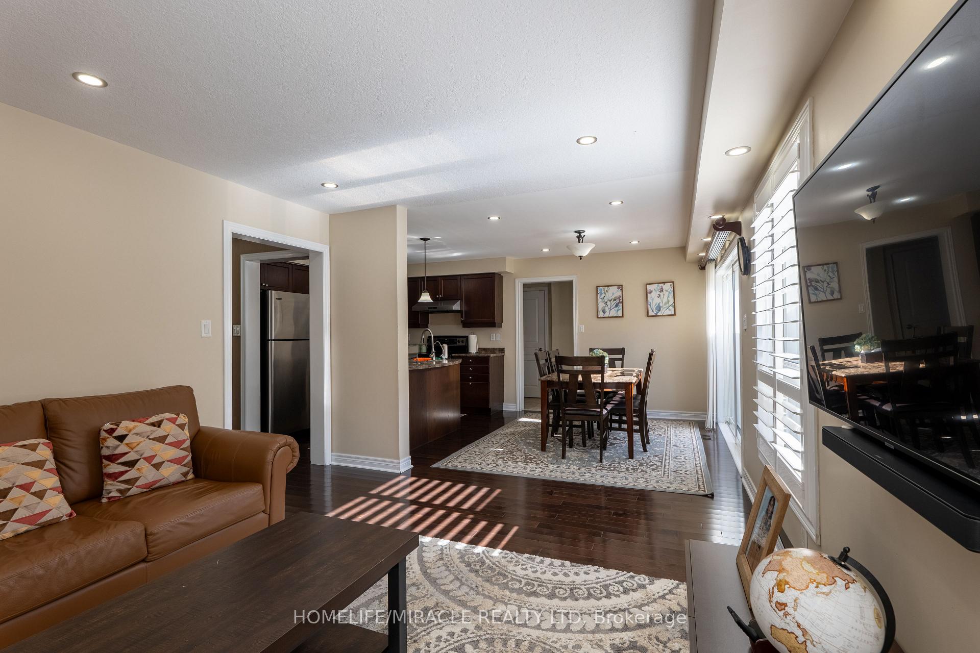 Photo 12 of 24 Triller Avenue, Cambridge — HOMEH