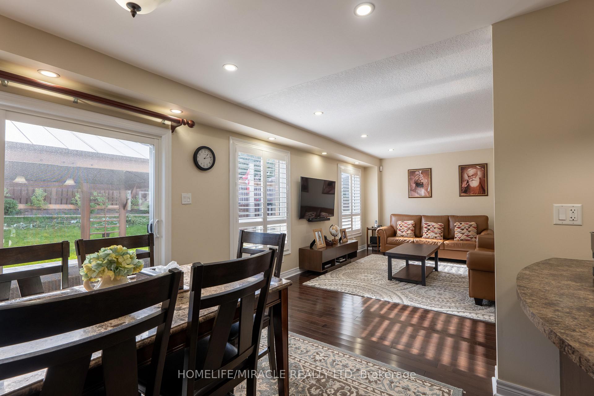 Photo 18 of 24 Triller Avenue, Cambridge — HOMEH