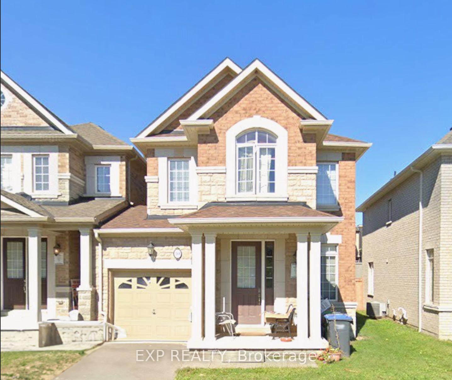 Front of Unit Upper, 10 Dufay Road