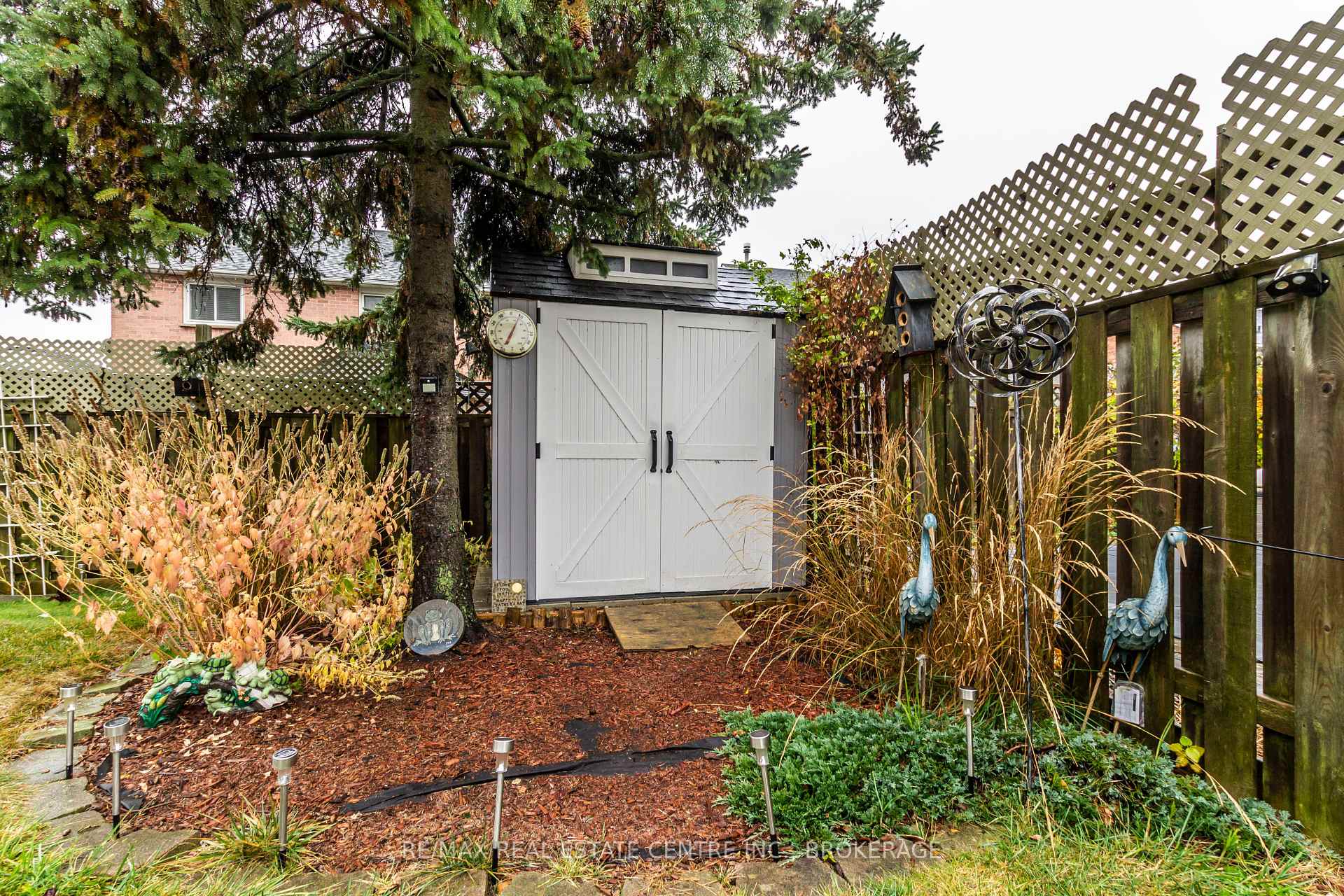 Photo 5 of 8 Tassie Lane, Cambridge — HOMEH