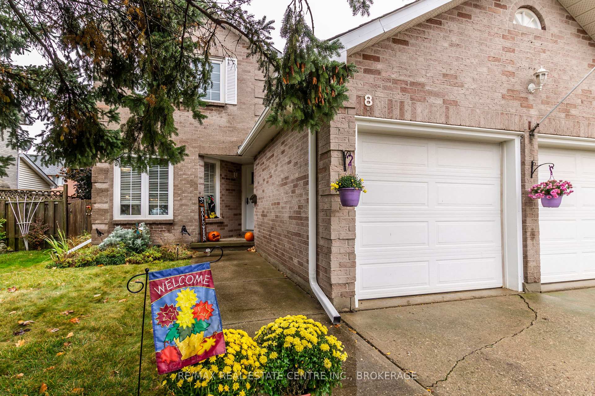 Photo 13 of 8 Tassie Lane, Cambridge — HOMEH