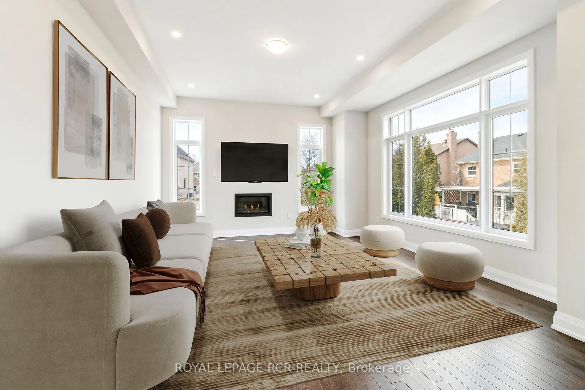 Photo 7 of 10 William Heath Court, Aurora, Aurora Highlands — HOMEH