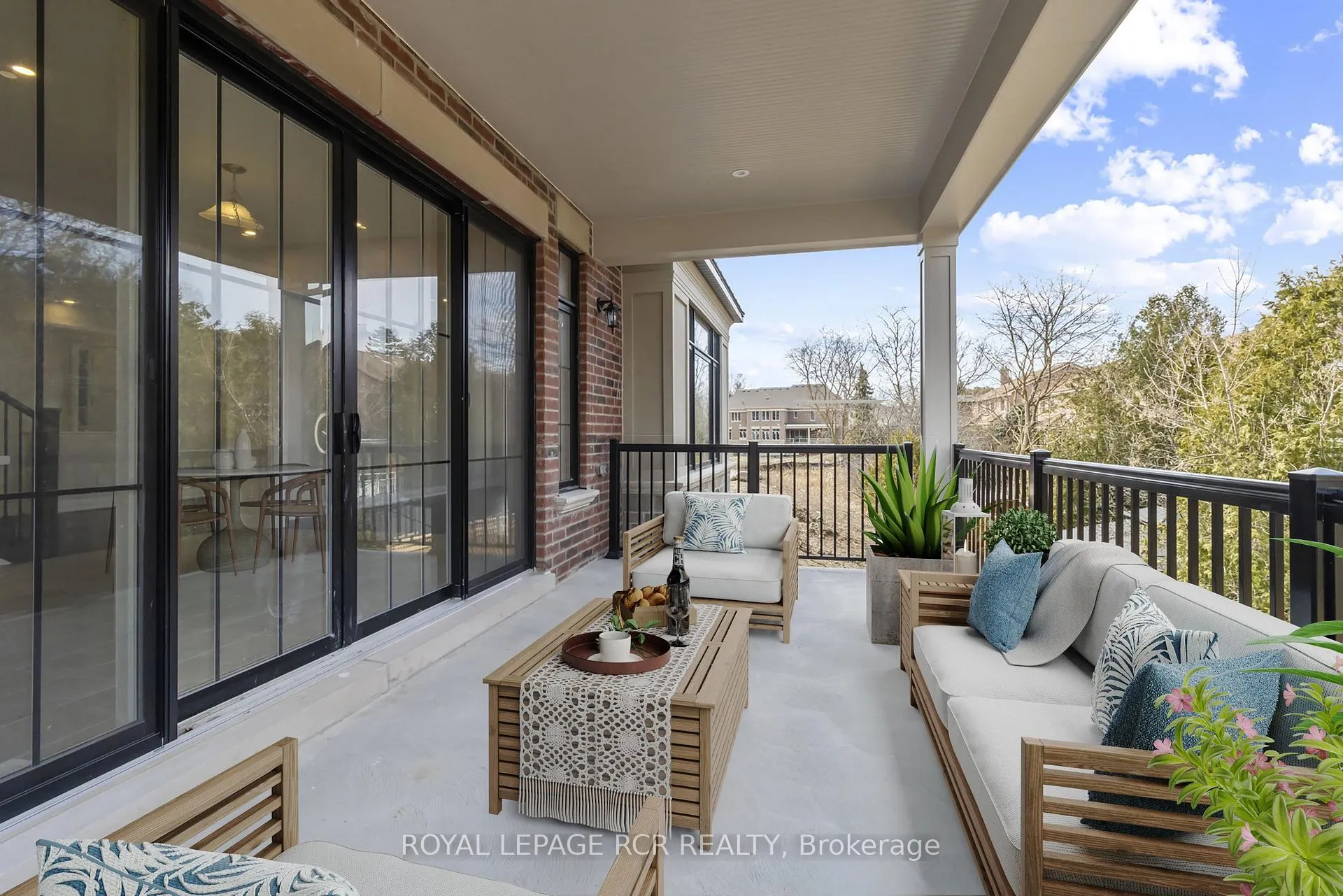 Photo 8 of 10 William Heath Court, Aurora, Aurora Highlands — HOMEH