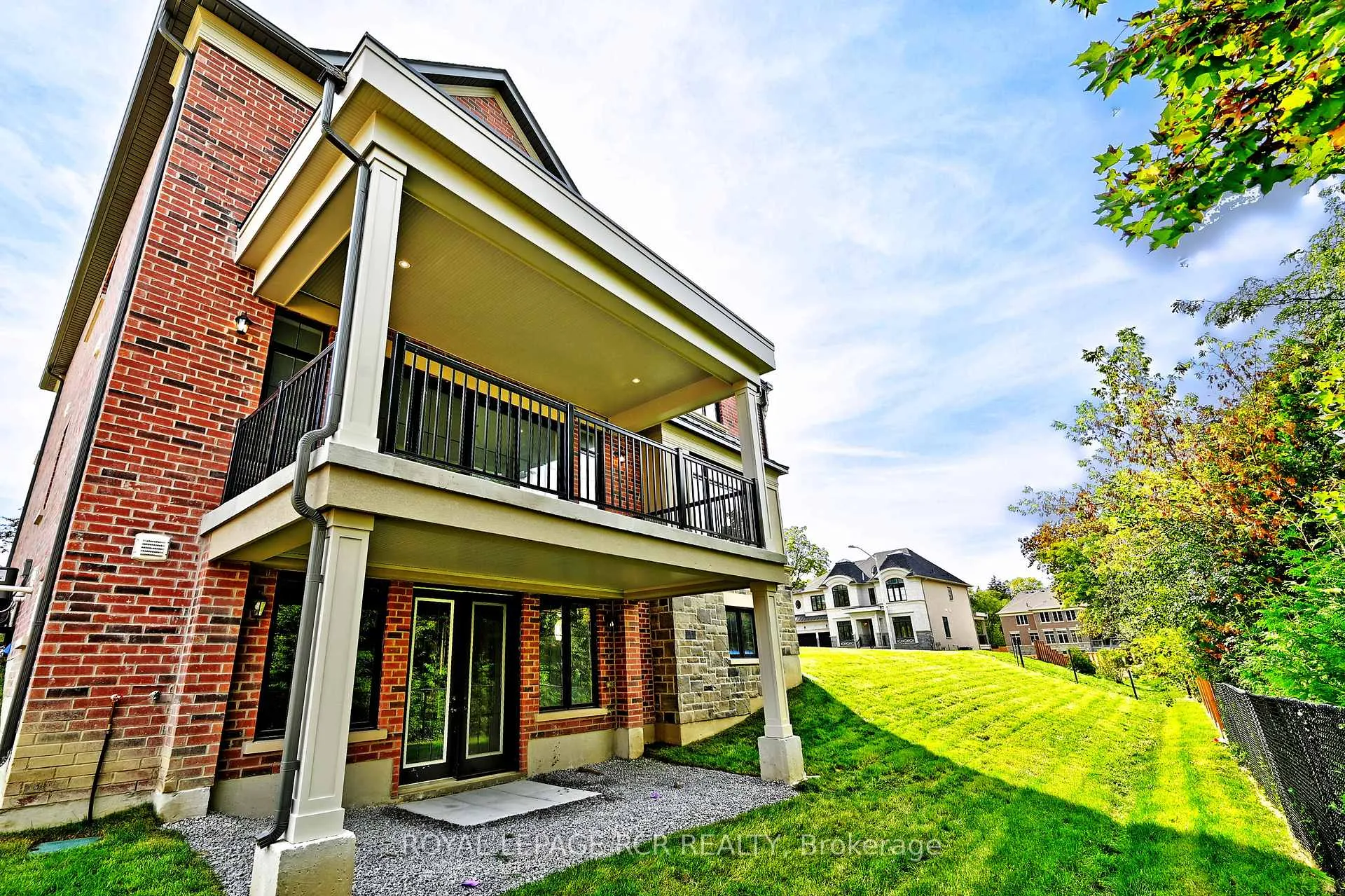 Photo 15 of 10 William Heath Court, Aurora, Aurora Highlands — HOMEH
