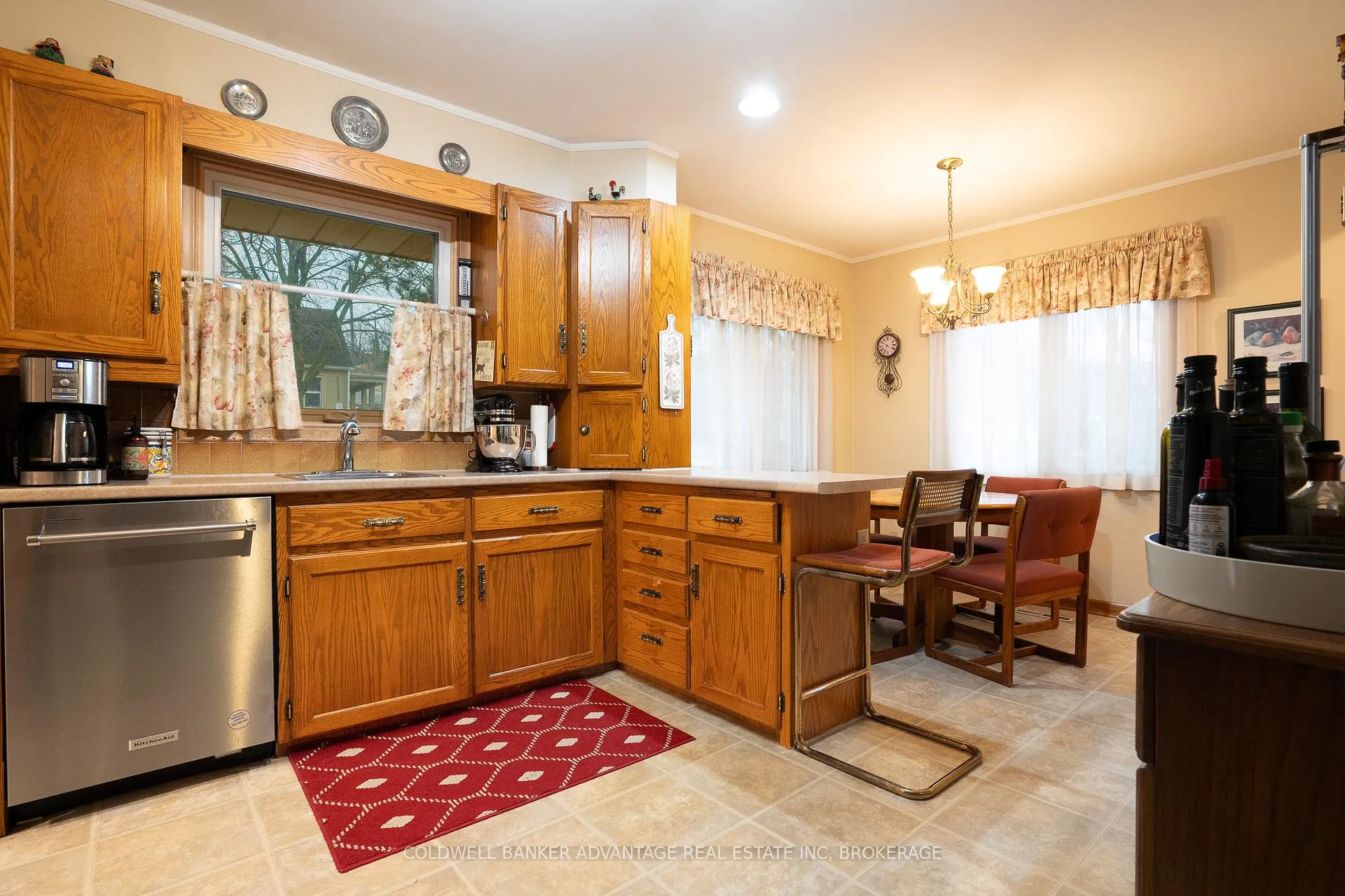 Photo 6 of 17 Wardrope Avenue, Hamilton, Stoney Creek — HOMEH