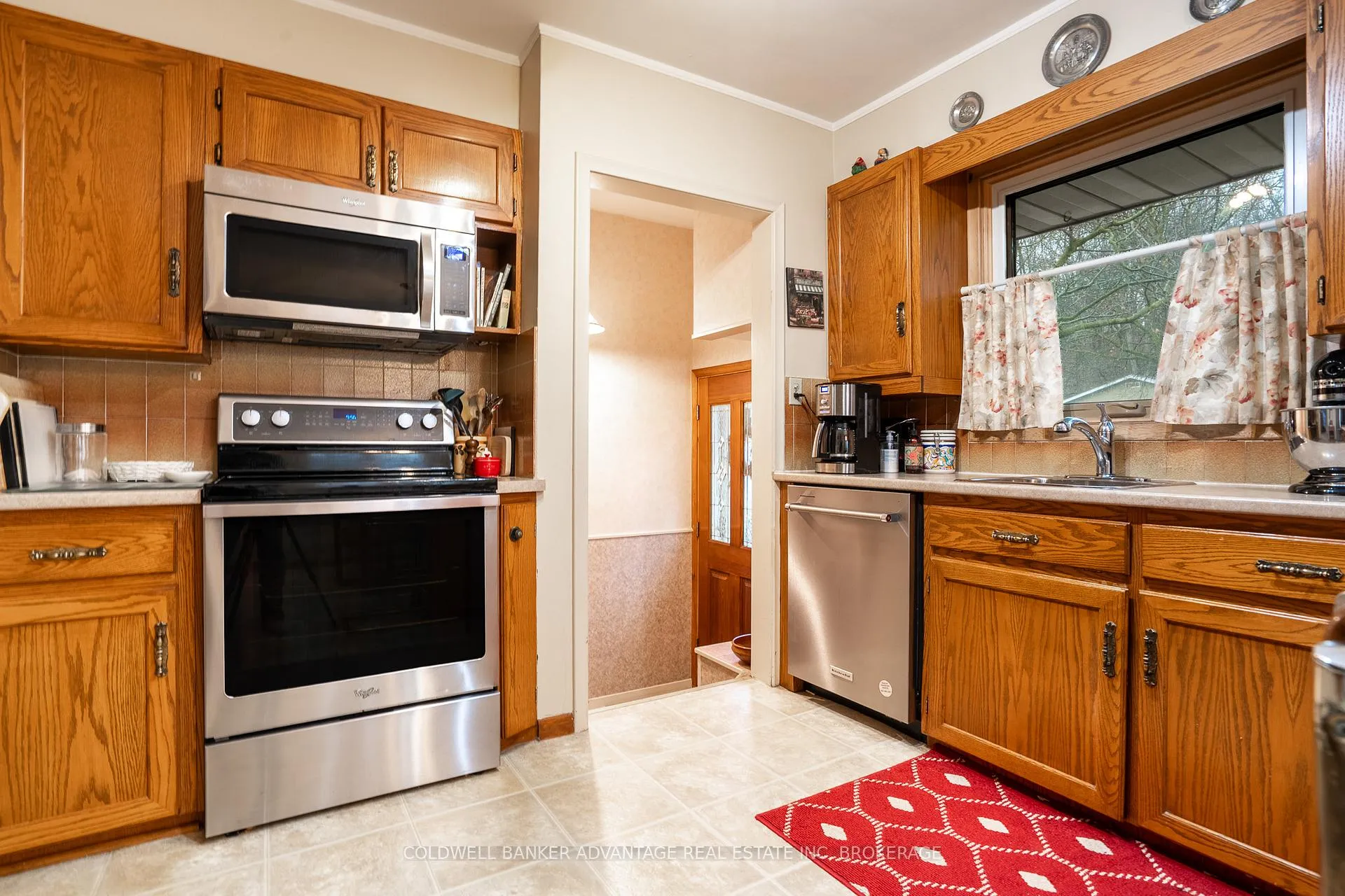 Photo 7 of 17 Wardrope Avenue, Hamilton, Stoney Creek — HOMEH
