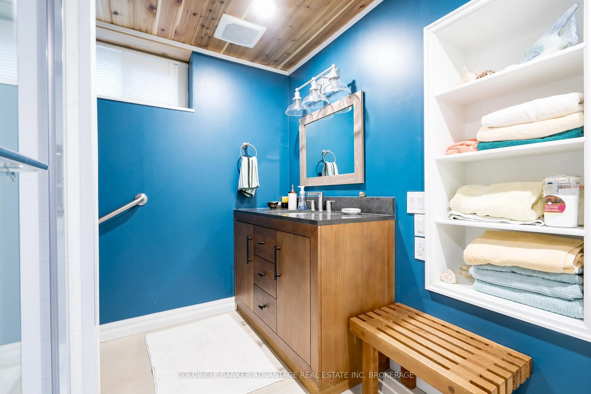 Photo 23 of 17 Wardrope Avenue, Hamilton, Stoney Creek — HOMEH