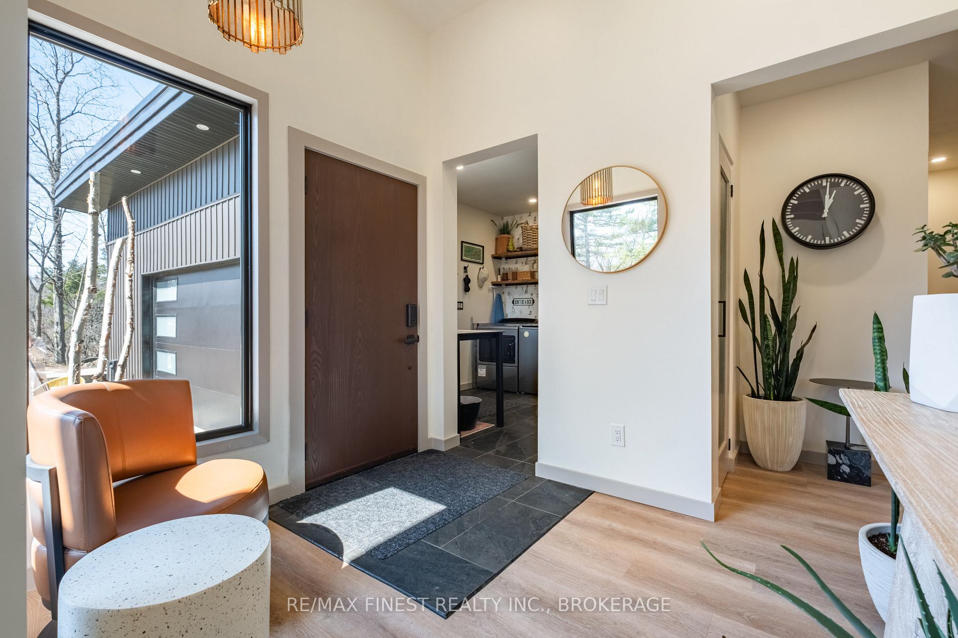 Photo 3 of 1316 Leland Road, Frontenac, Frontenac South — HOMEH