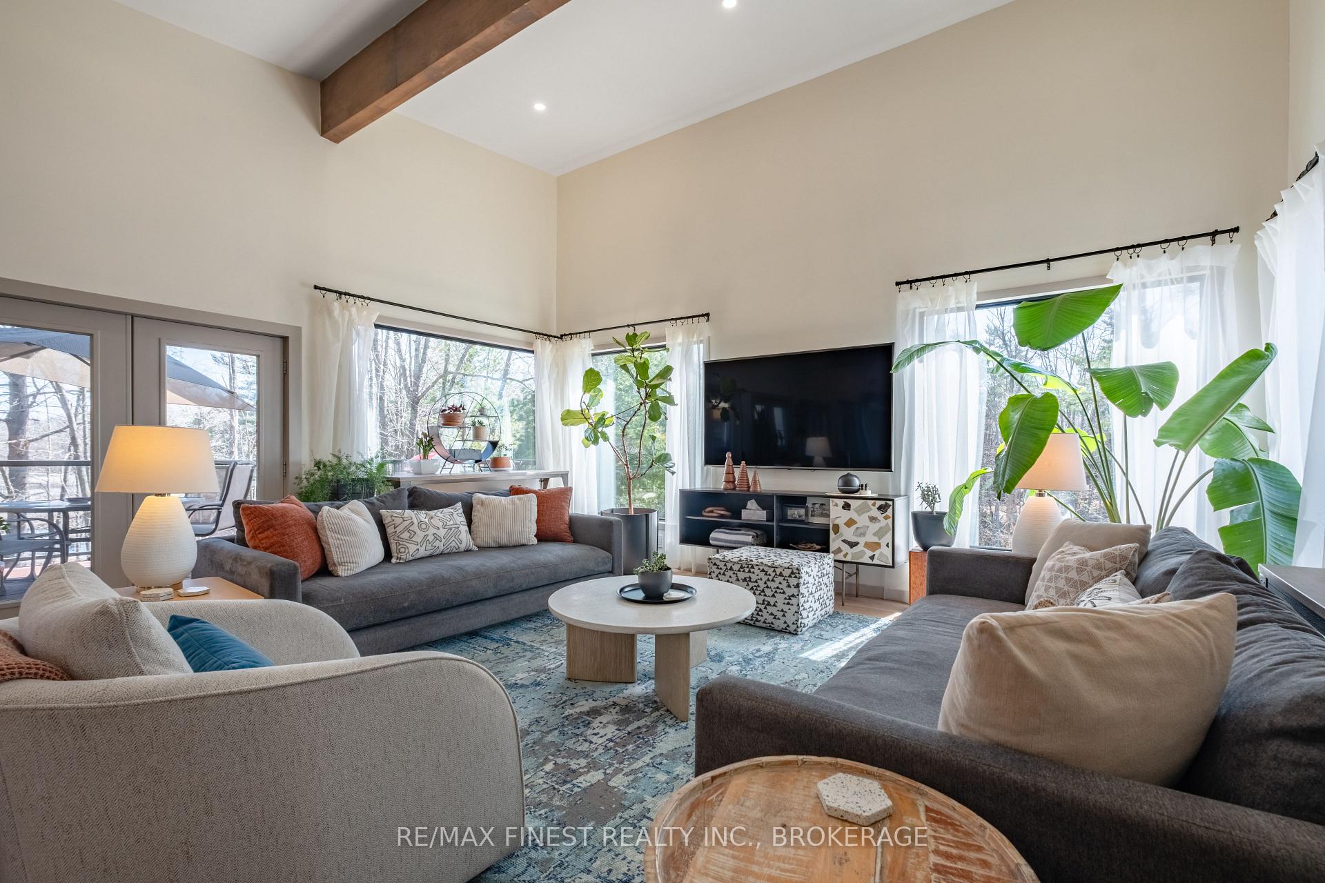 Photo 8 of 1316 Leland Road, Frontenac, Frontenac South — HOMEH
