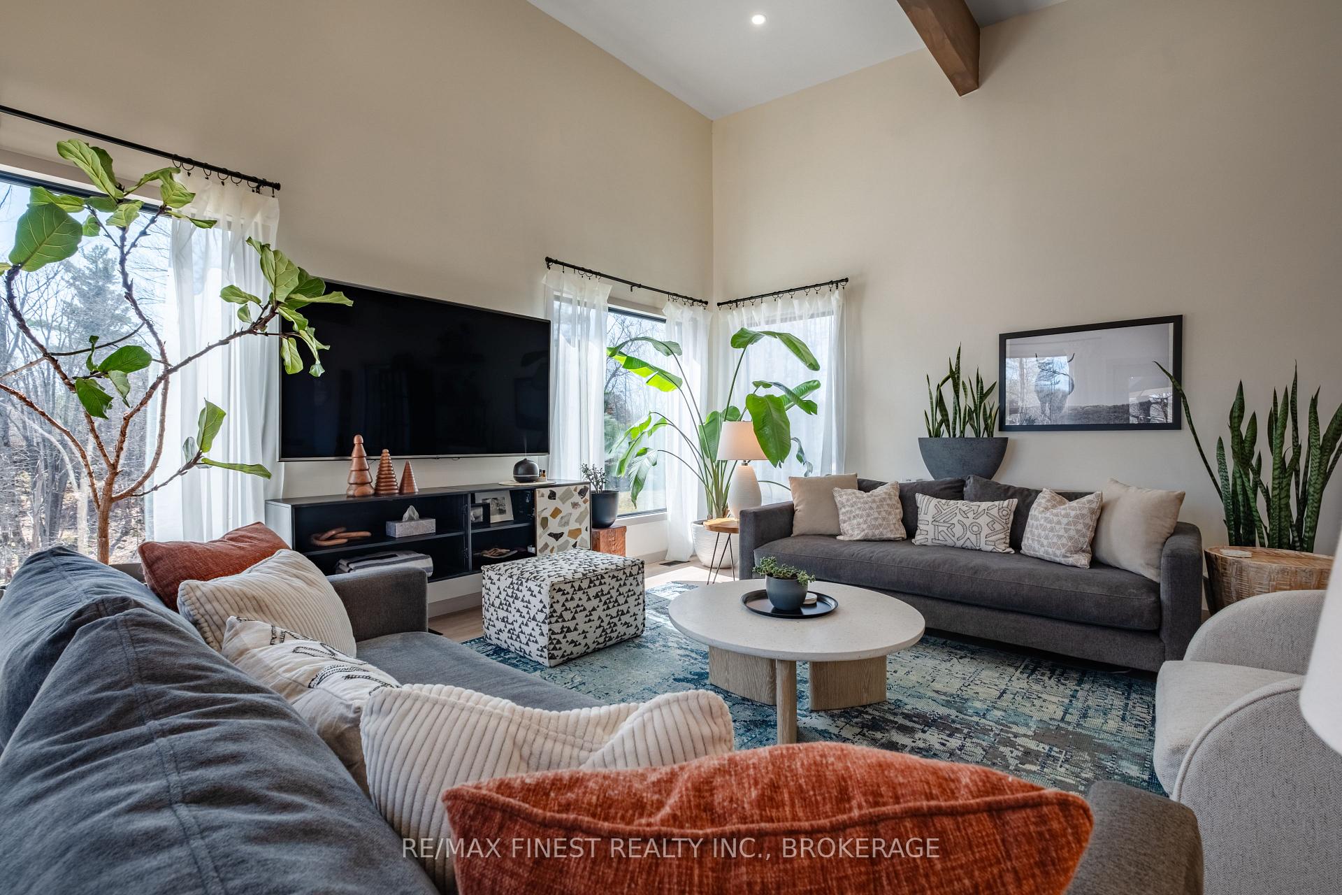 Photo 9 of 1316 Leland Road, Frontenac, Frontenac South — HOMEH