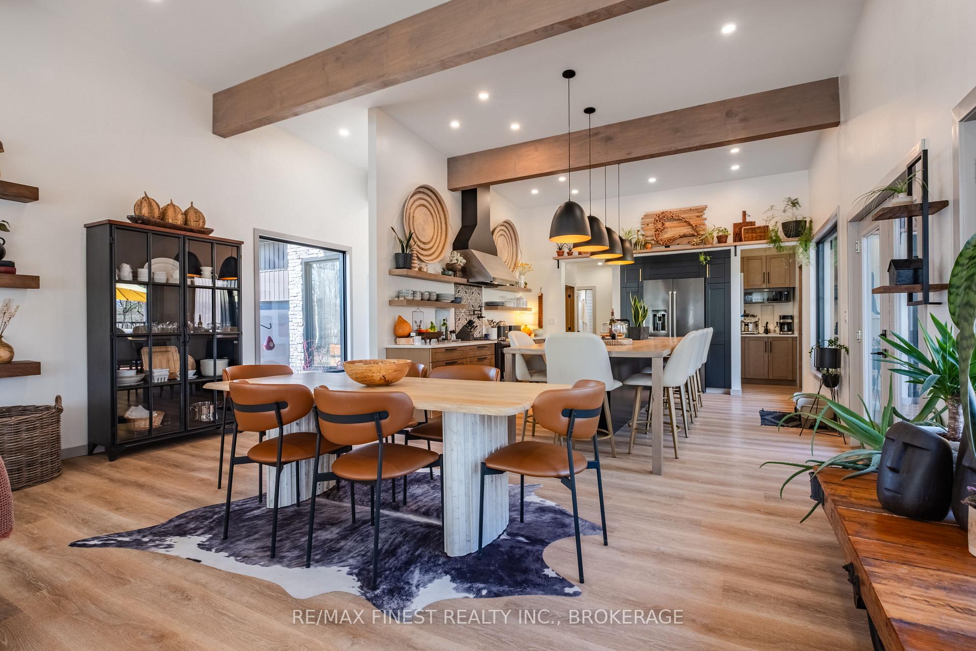 Photo 10 of 1316 Leland Road, Frontenac, Frontenac South — HOMEH