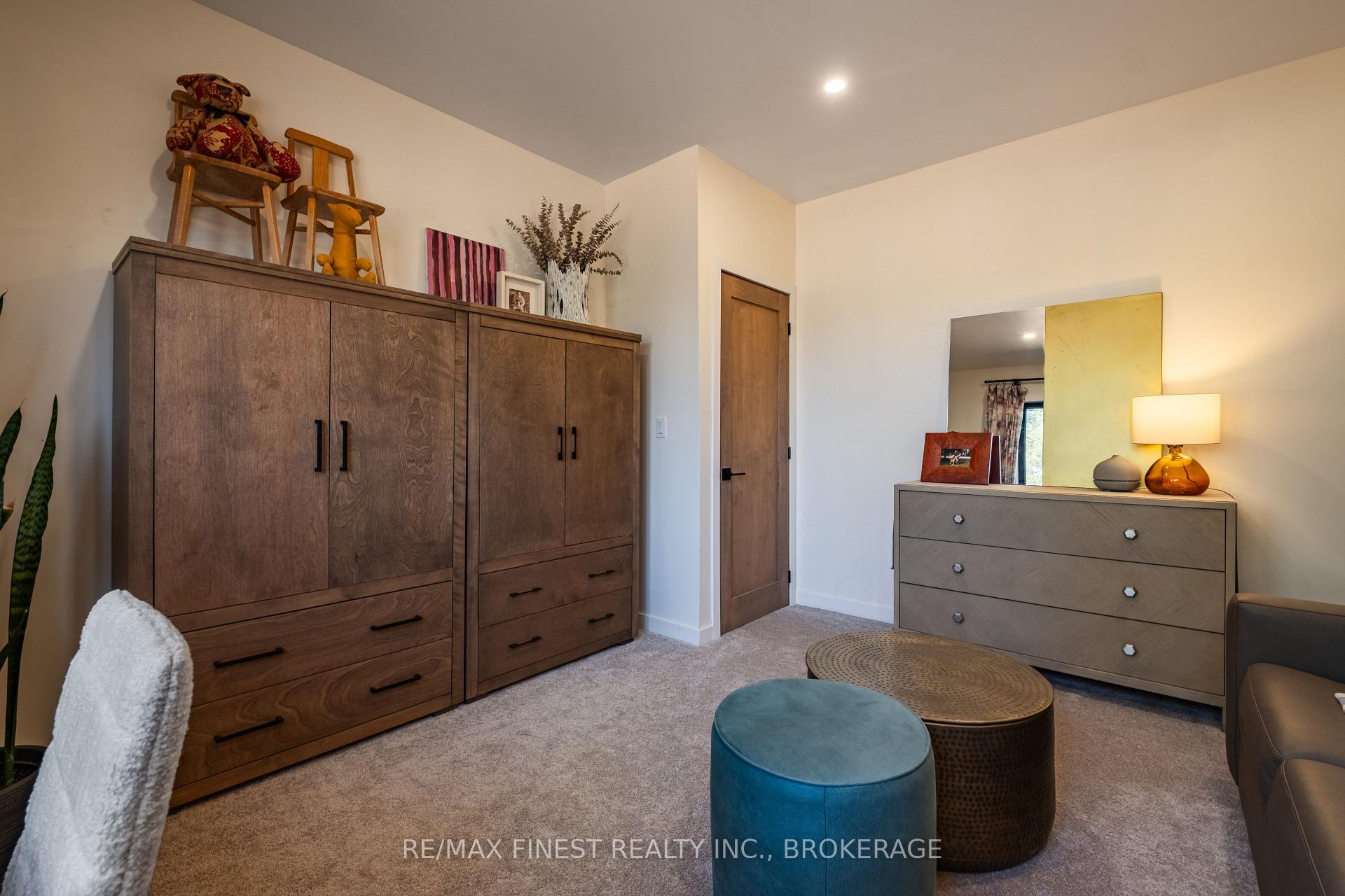 Photo 29 of 1316 Leland Road, Frontenac, Frontenac South — HOMEH