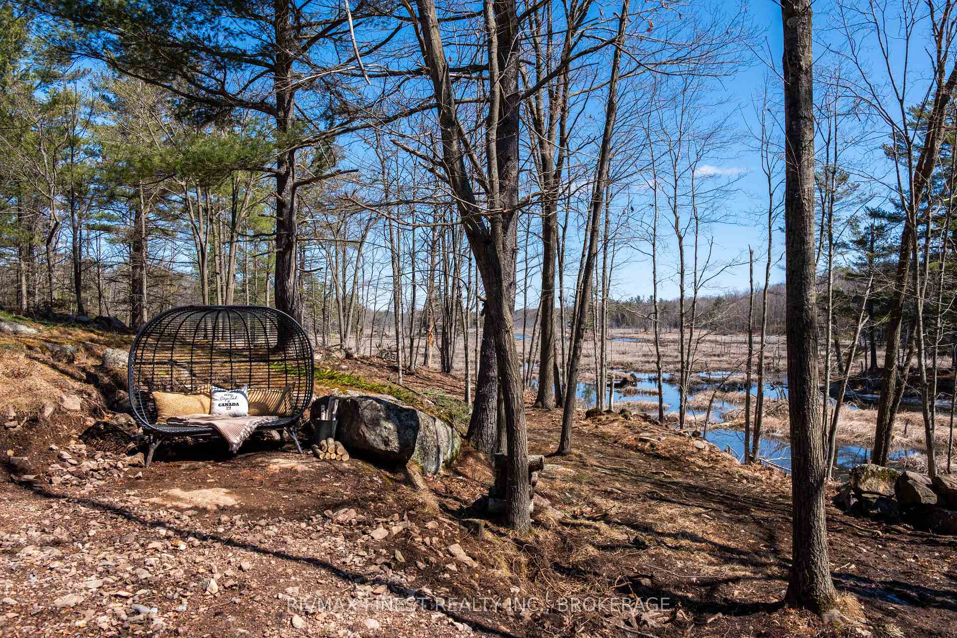 Photo 43 of 1316 Leland Road, Frontenac, Frontenac South — HOMEH