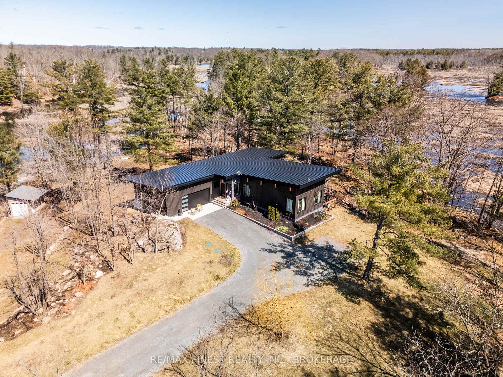 Photo 48 of 1316 Leland Road, Frontenac, Frontenac South — HOMEH