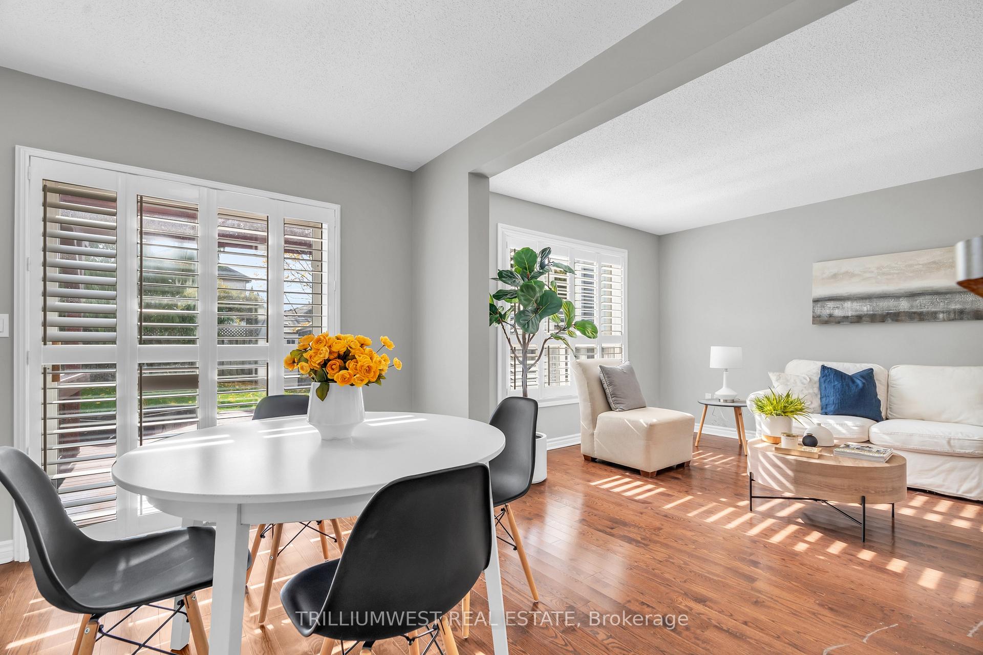 Photo 11 of 24 Kroeger Crescent, Cambridge — HOMEH