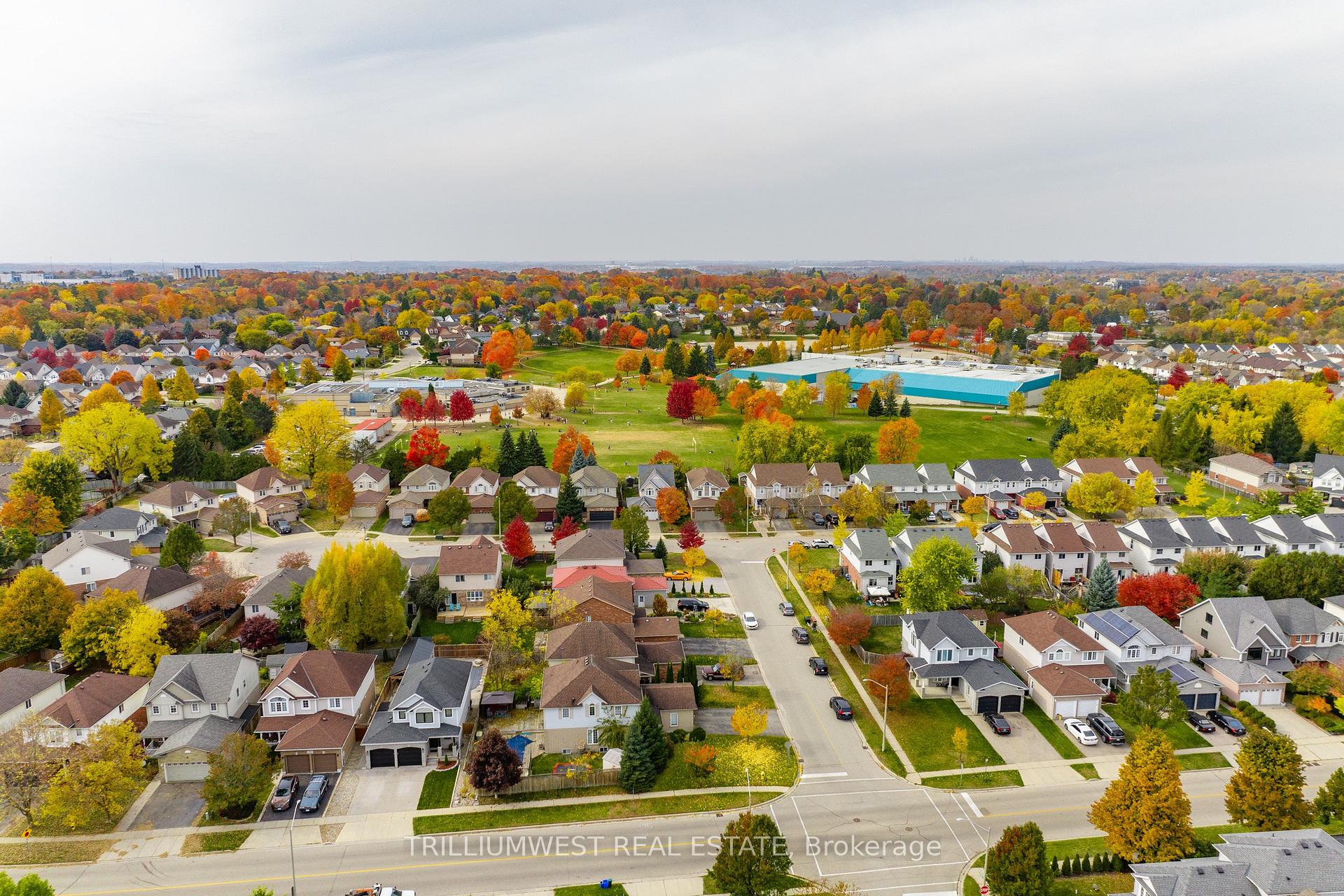 Photo 28 of 24 Kroeger Crescent, Cambridge — HOMEH