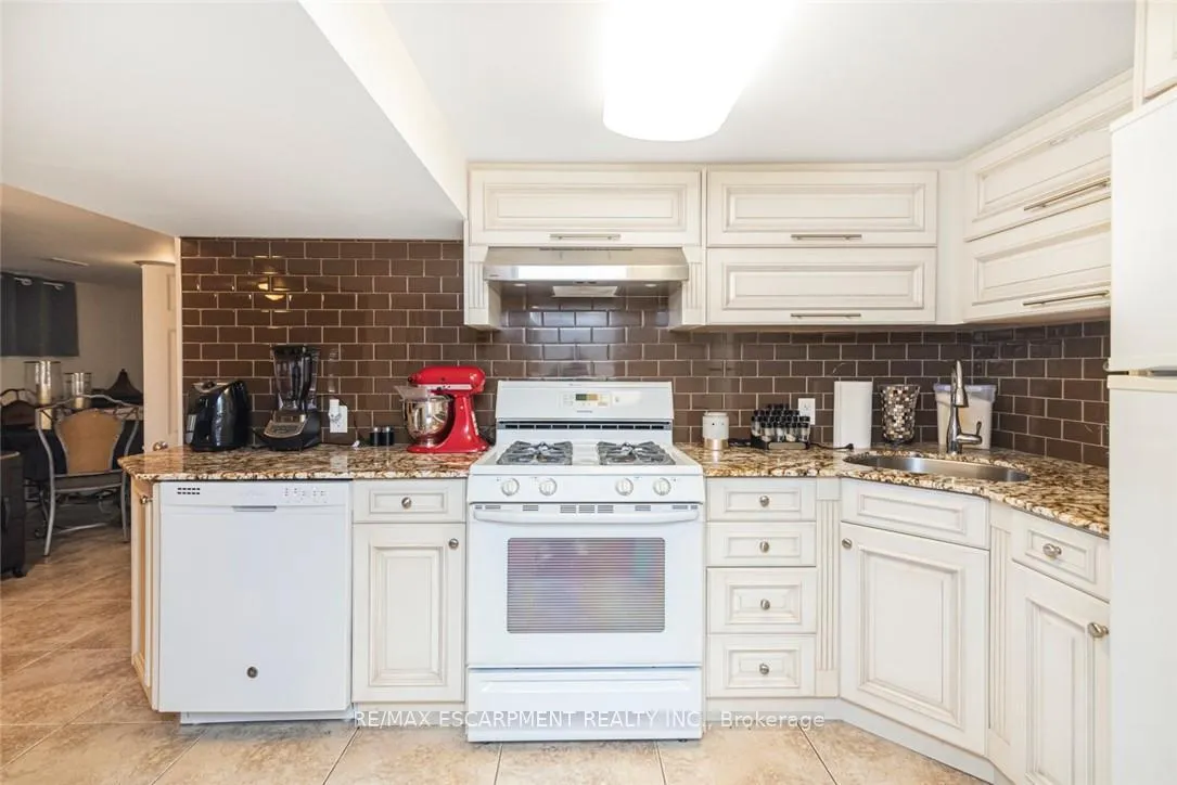 Photo 35 of 199 Kimberly Drive, Hamilton, Rosedale — HOMEH