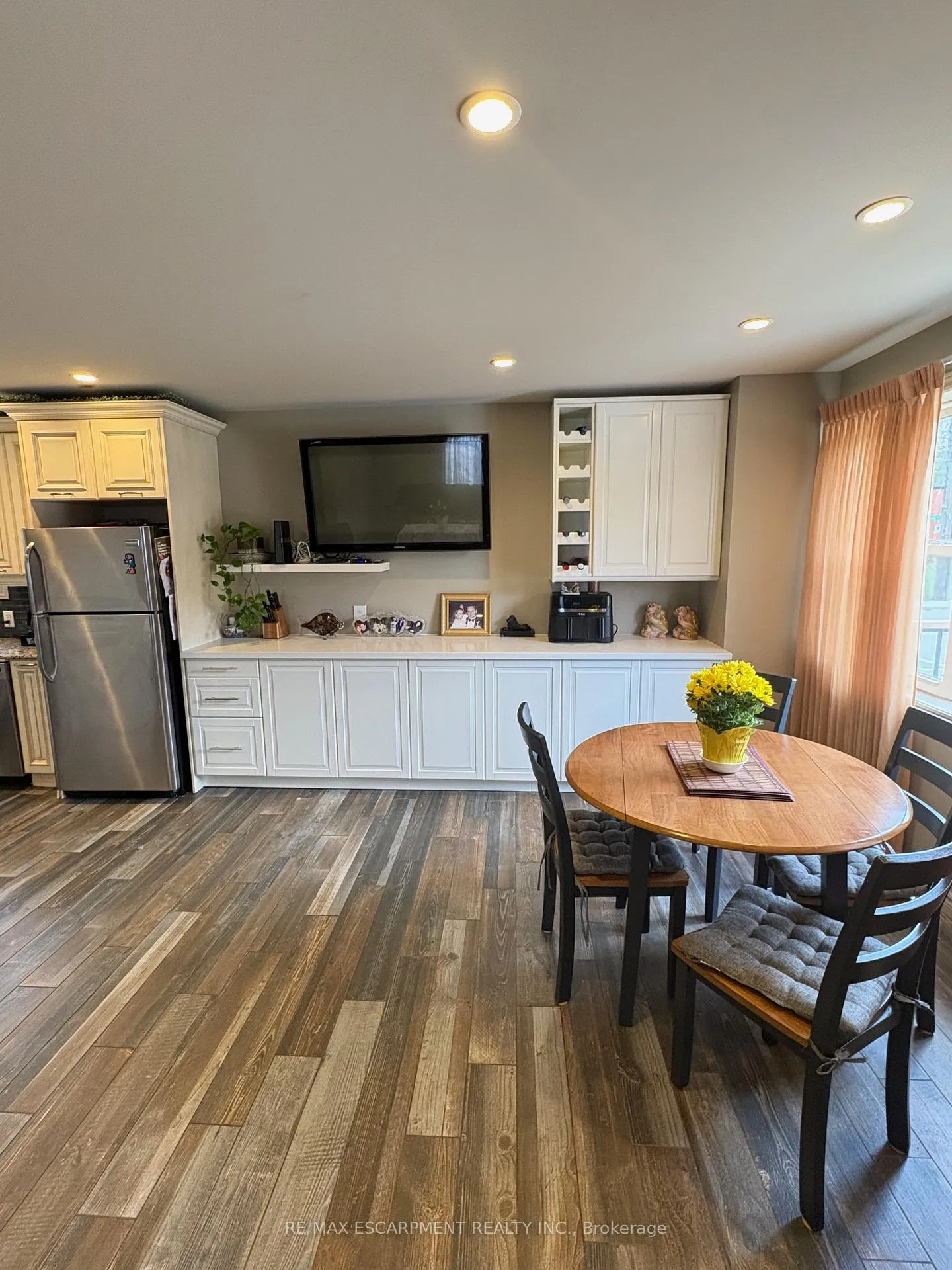 Photo 11 of 199 Kimberly Drive, Hamilton, Rosedale — HOMEH