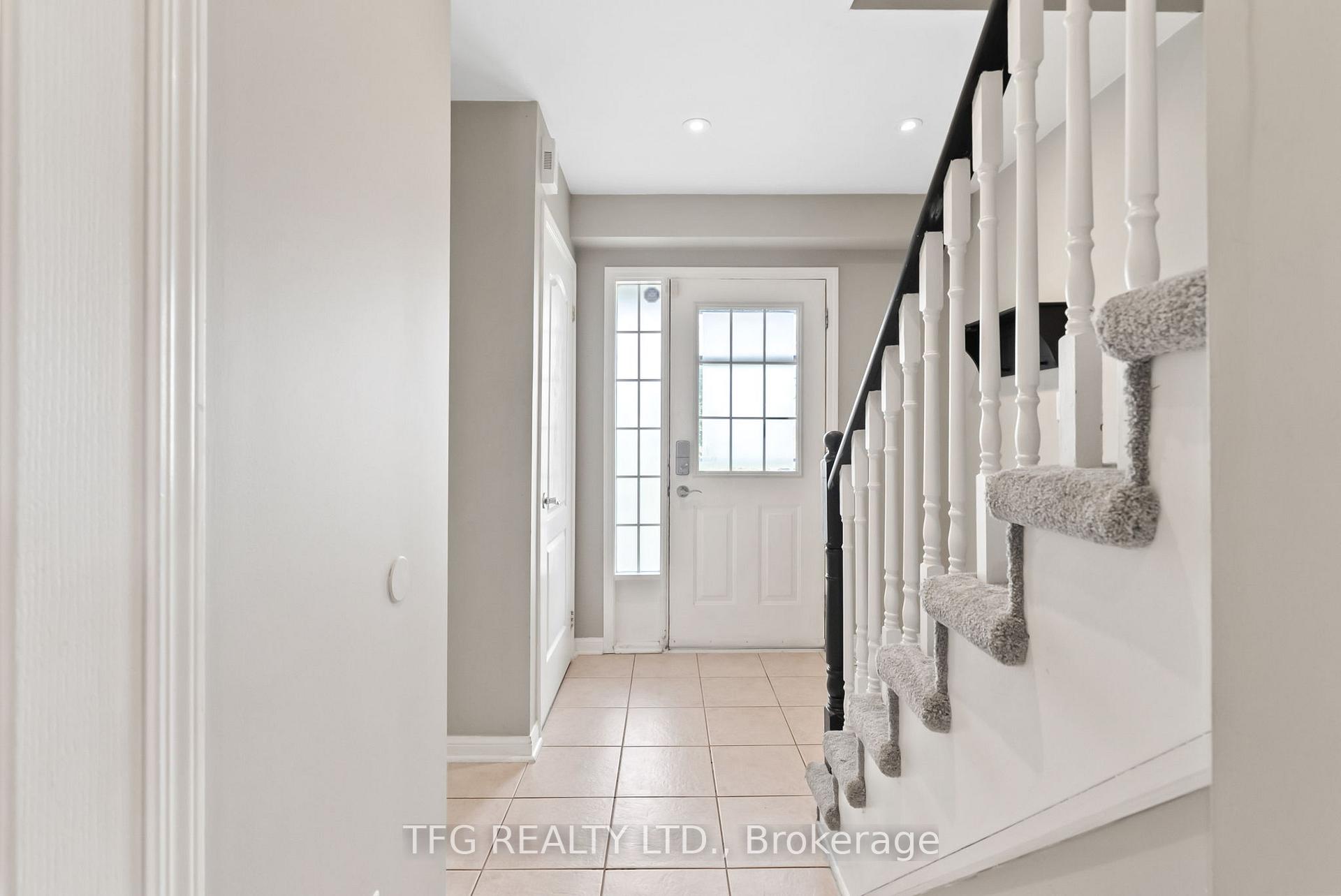 Photo 3 of 1632 Green Road, Clarington, Bowmanville — HOMEH