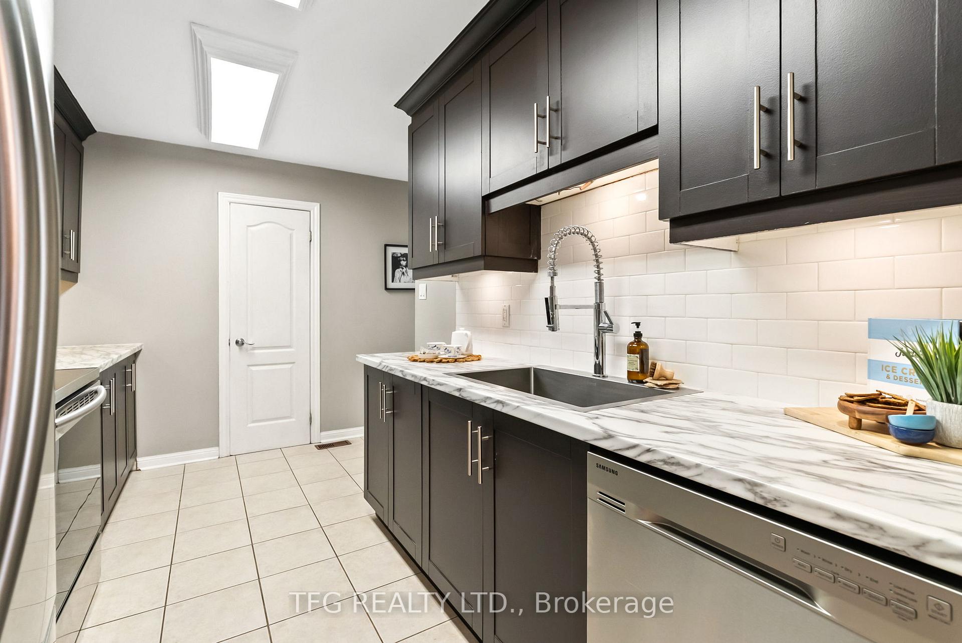 Photo 12 of 1632 Green Road, Clarington, Bowmanville — HOMEH