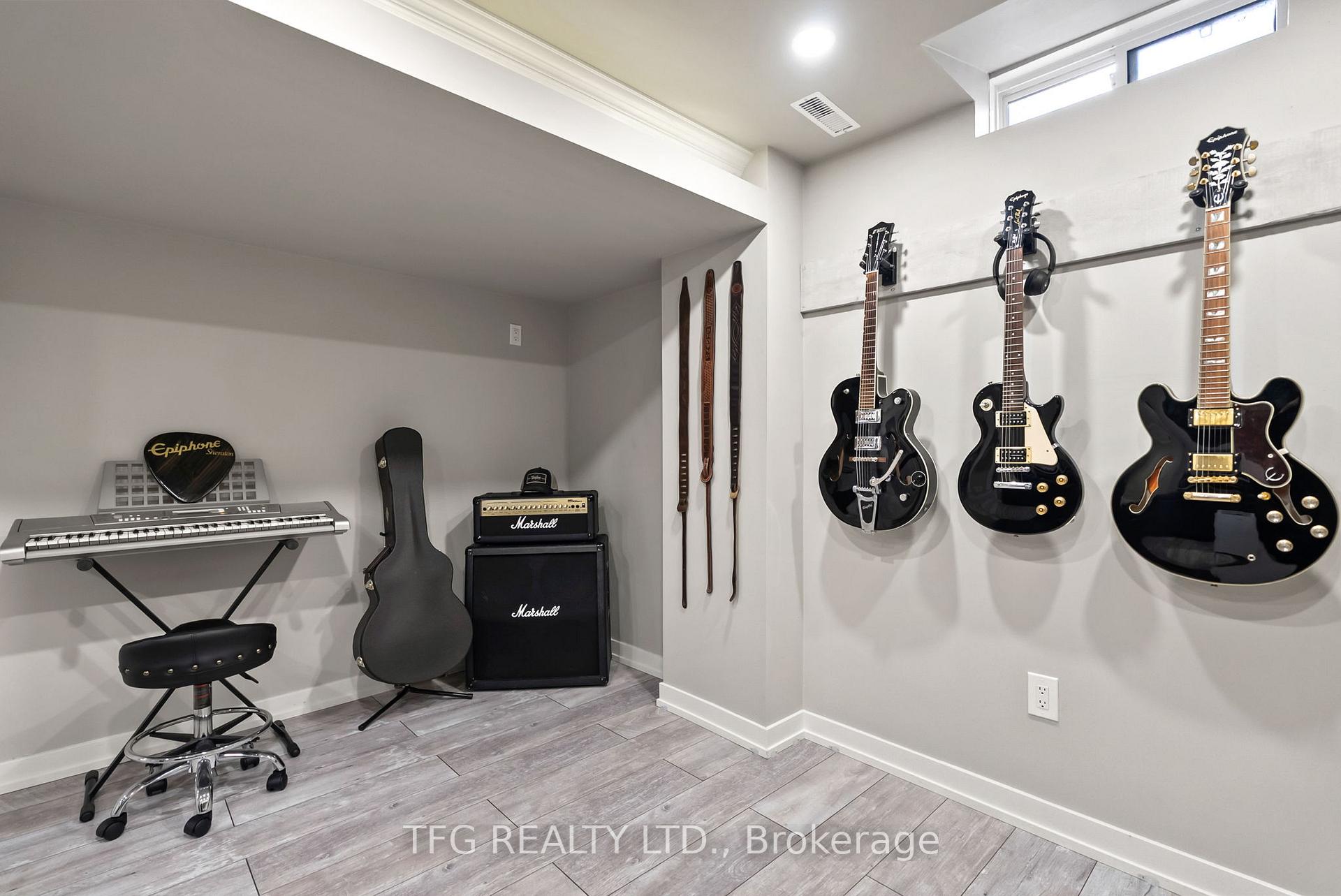 Photo 24 of 1632 Green Road, Clarington, Bowmanville — HOMEH