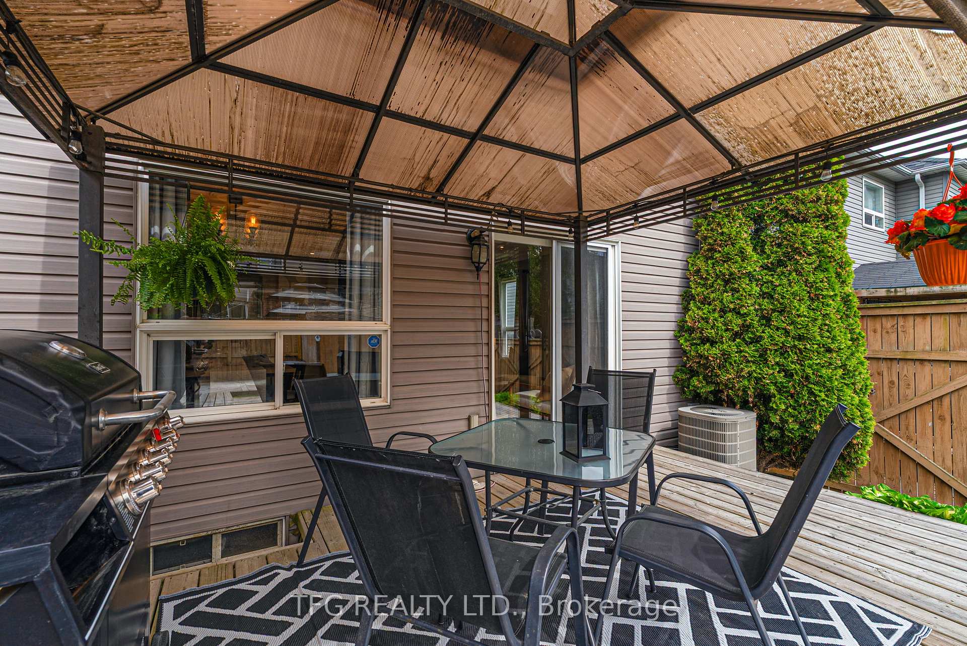 Photo 28 of 1632 Green Road, Clarington, Bowmanville — HOMEH