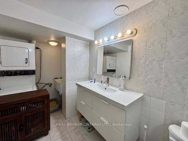 Photo 9 of 525 Ray Lawson Boulevard, Brampton, Fletcher's Creek South — HOMEH