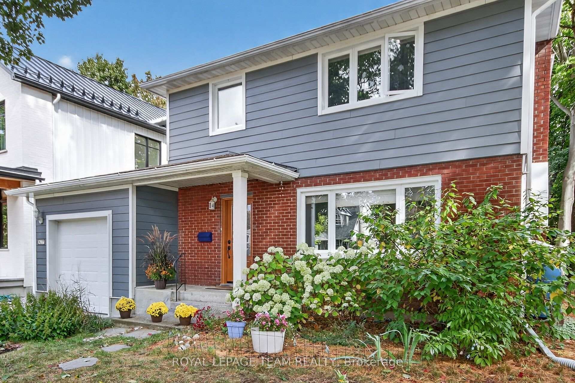 Photo 3 of 617 Mansfield Avenue, Ottawa, McKellar/Highland — HOMEH