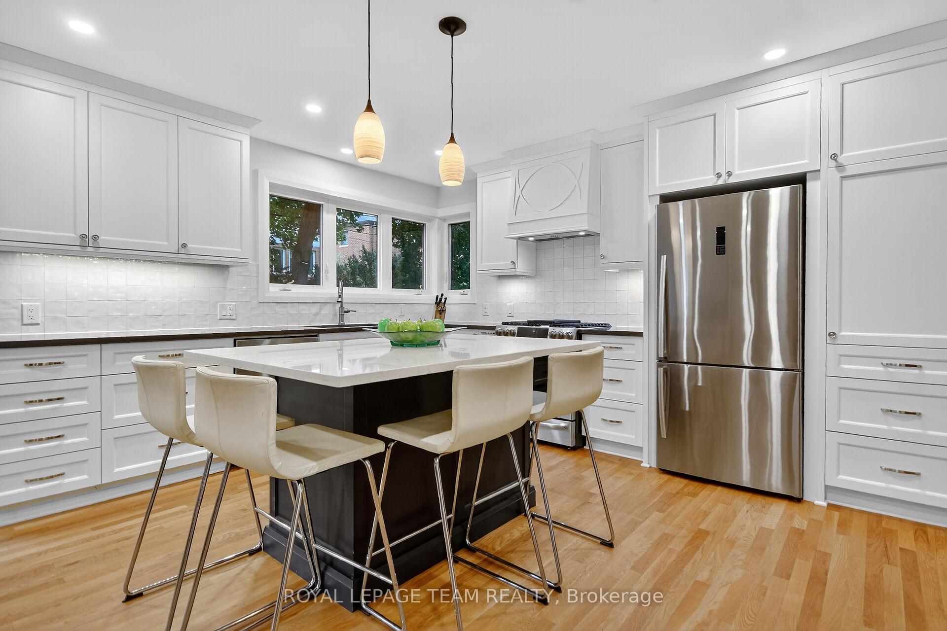 Photo 10 of 617 Mansfield Avenue, Ottawa, McKellar/Highland — HOMEH