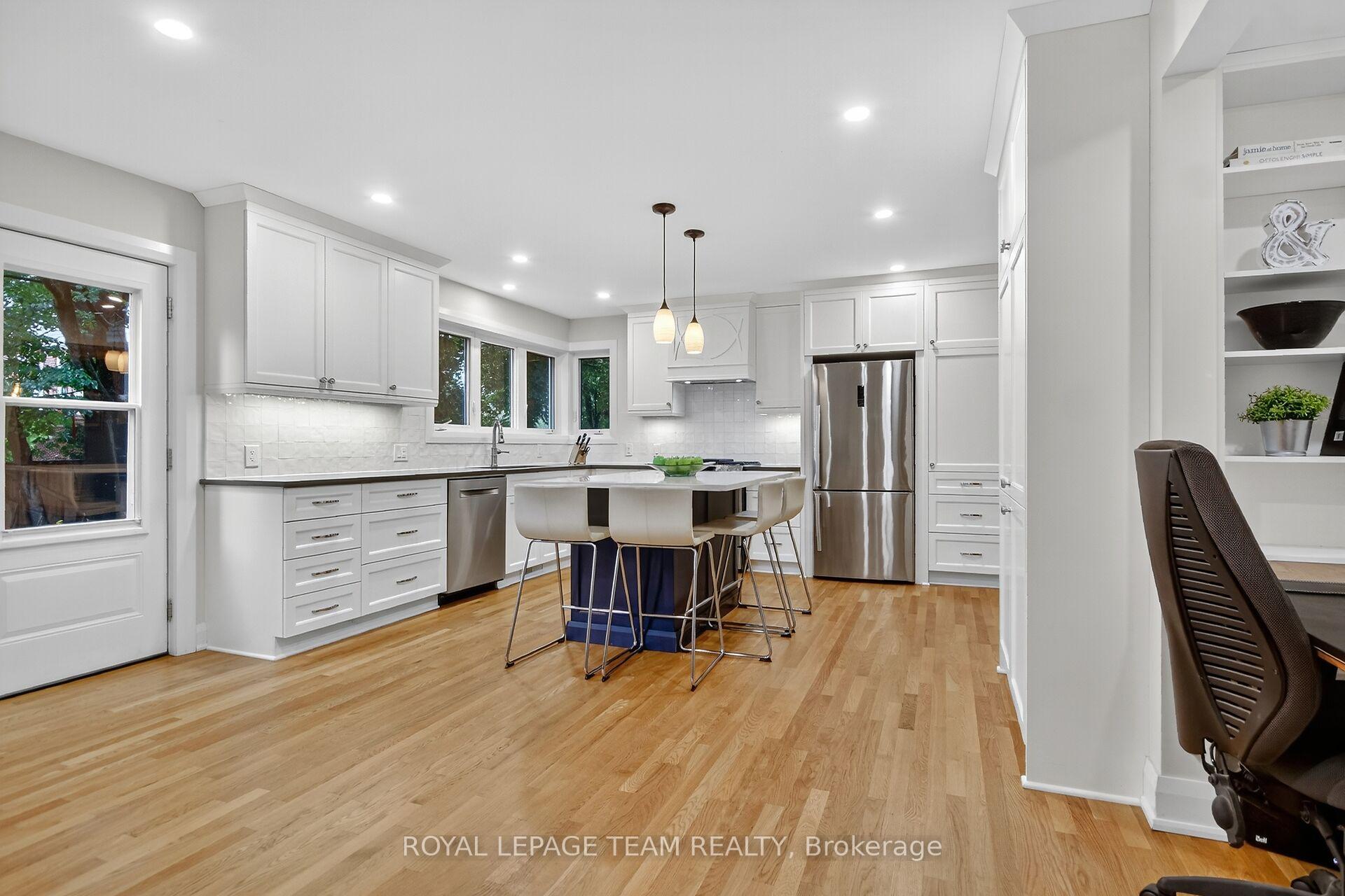 Photo 11 of 617 Mansfield Avenue, Ottawa, McKellar/Highland — HOMEH
