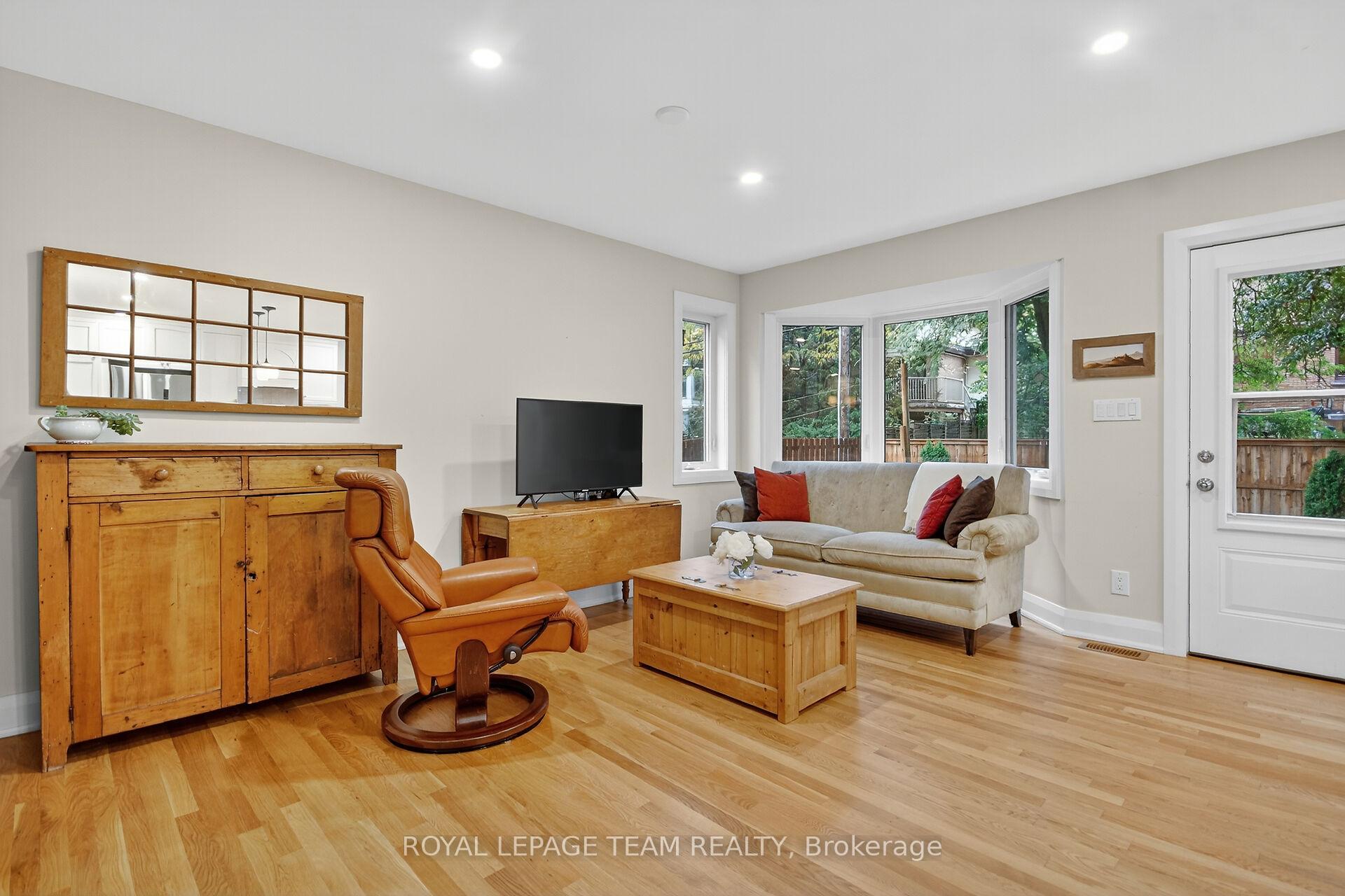 Photo 26 of 617 Mansfield Avenue, Ottawa, McKellar/Highland — HOMEH