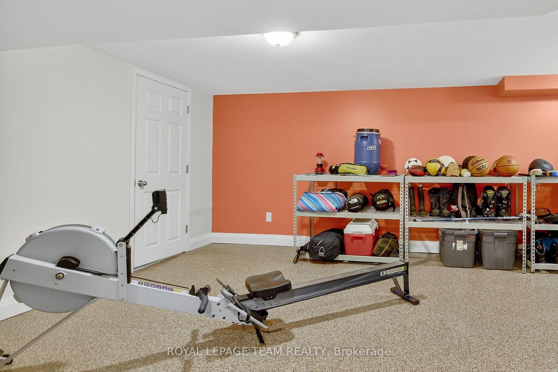 Photo 42 of 617 Mansfield Avenue, Ottawa, McKellar/Highland — HOMEH