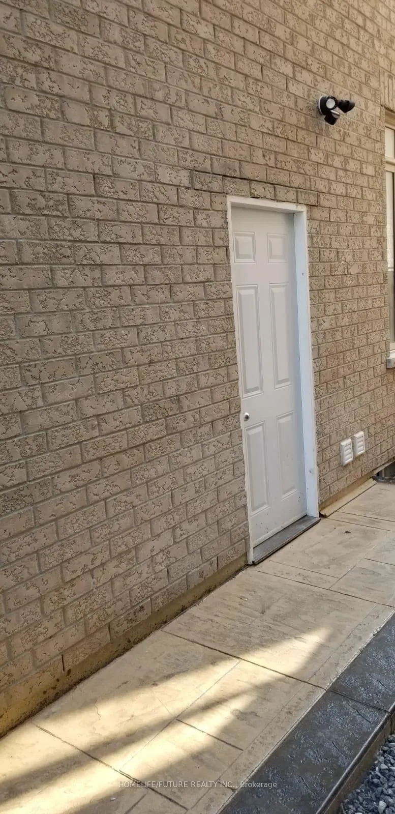 Photo 2 of Unit (Bsmt), 37 Clockwork Drive, Brampton, Northwest Brampton — HOMEH