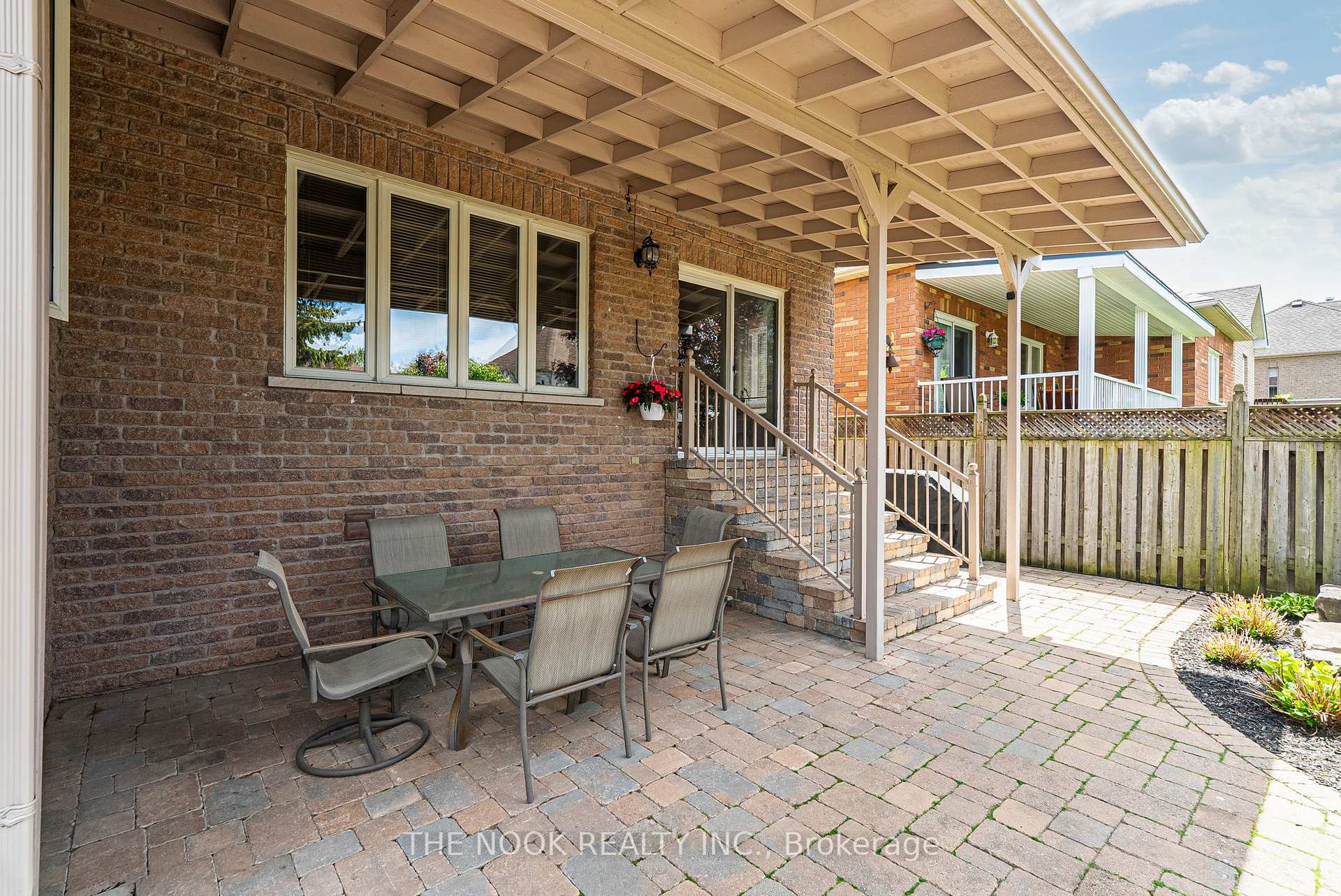 Photo 35 of 2 Decoe Court, Clarington, Courtice — HOMEH