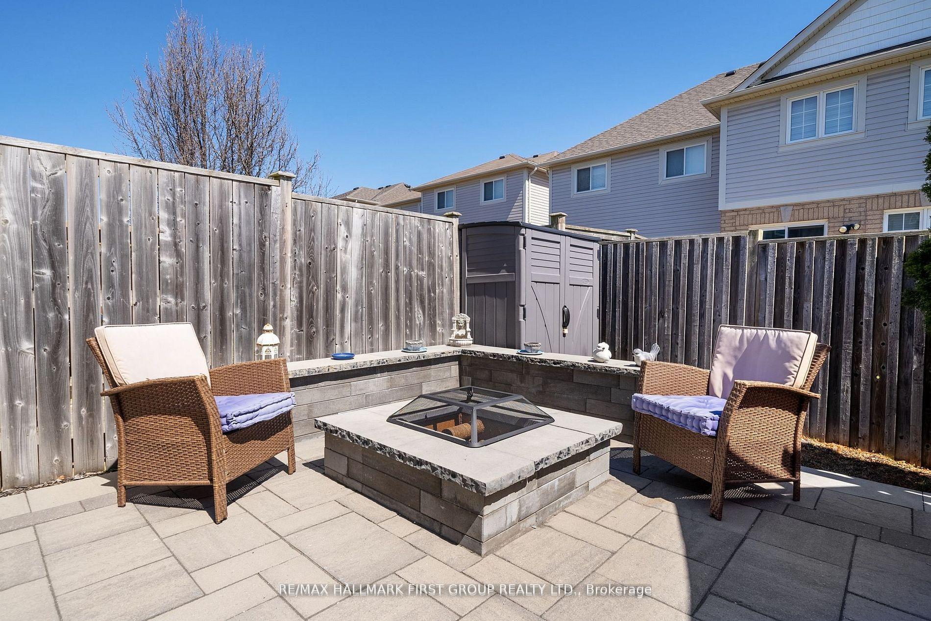 Photo 7 of 1 Quackenbush Street, Clarington, Bowmanville — HOMEH
