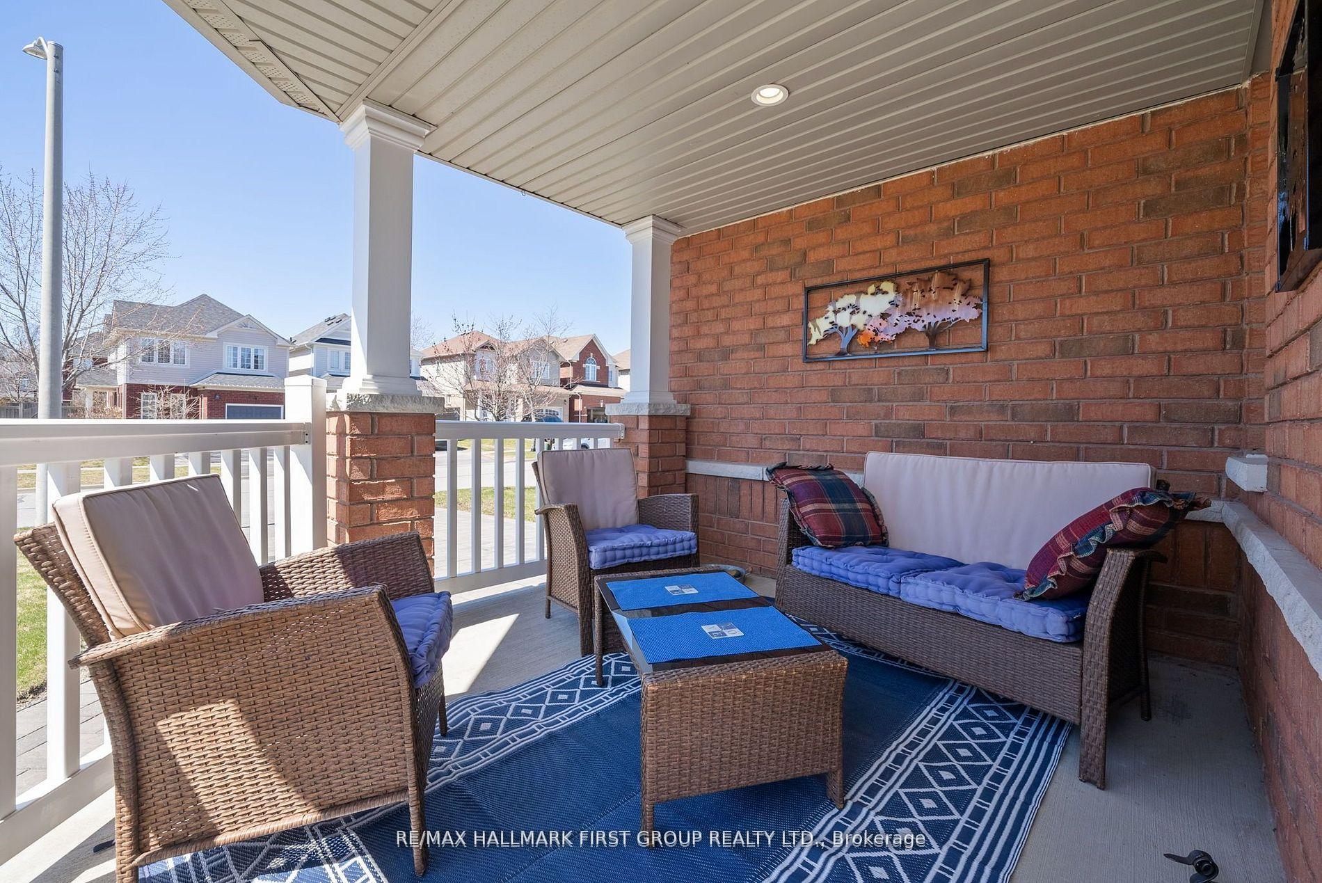 Photo 10 of 1 Quackenbush Street, Clarington, Bowmanville — HOMEH