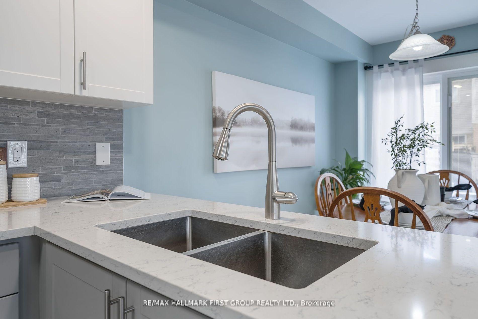 Photo 18 of 1 Quackenbush Street, Clarington, Bowmanville — HOMEH