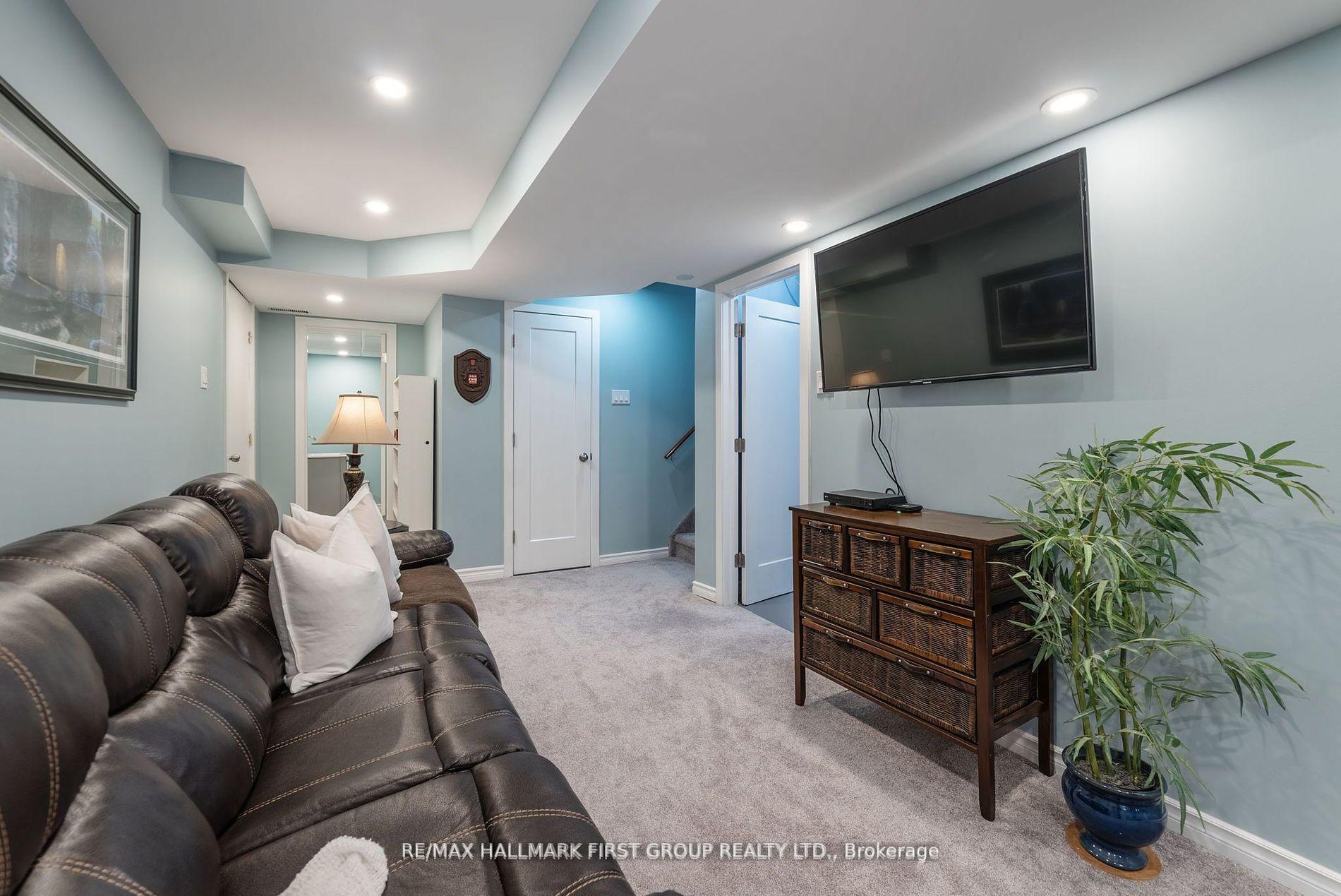 Photo 30 of 1 Quackenbush Street, Clarington, Bowmanville — HOMEH