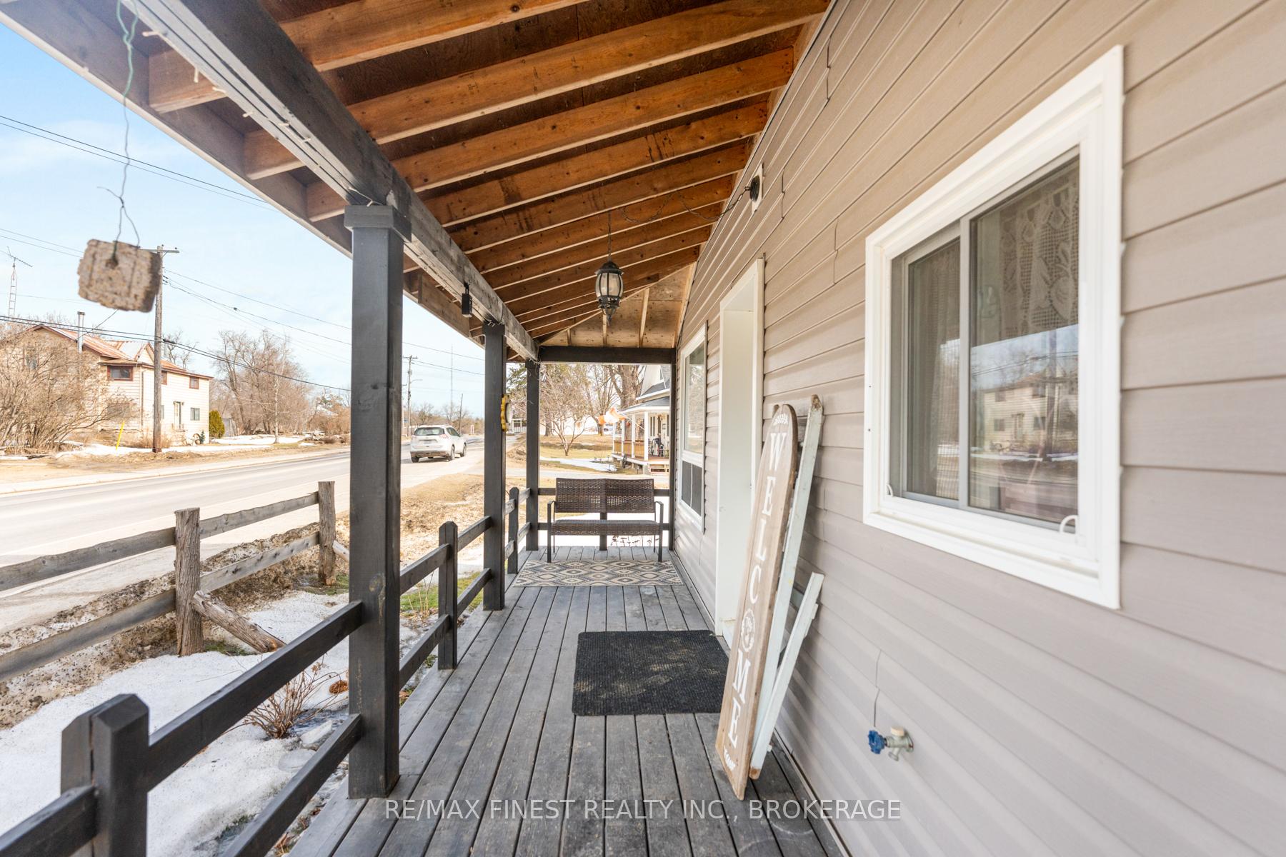Photo 4 of 11608 Road 38, Frontenac, Frontenac Centre — HOMEH