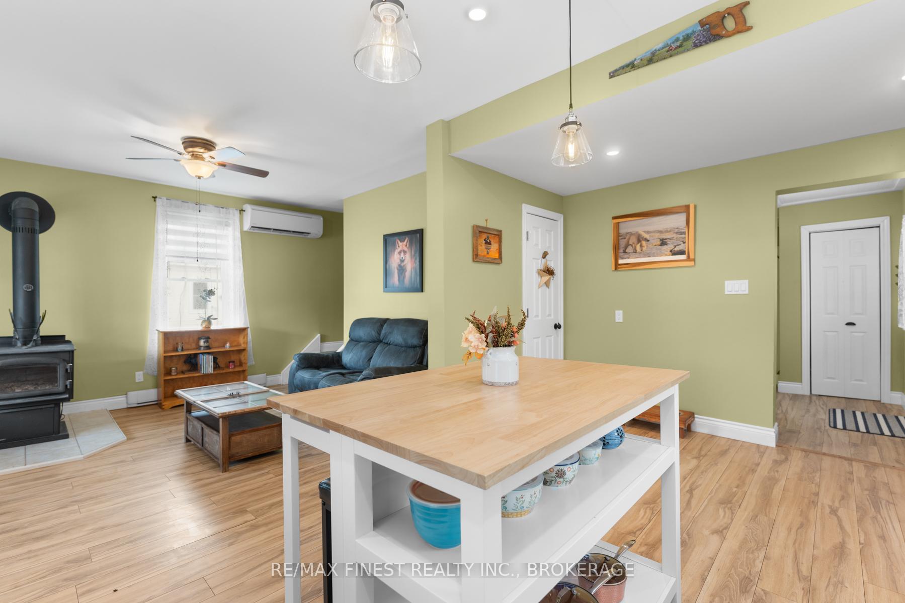 Photo 12 of 11608 Road 38, Frontenac, Frontenac Centre — HOMEH