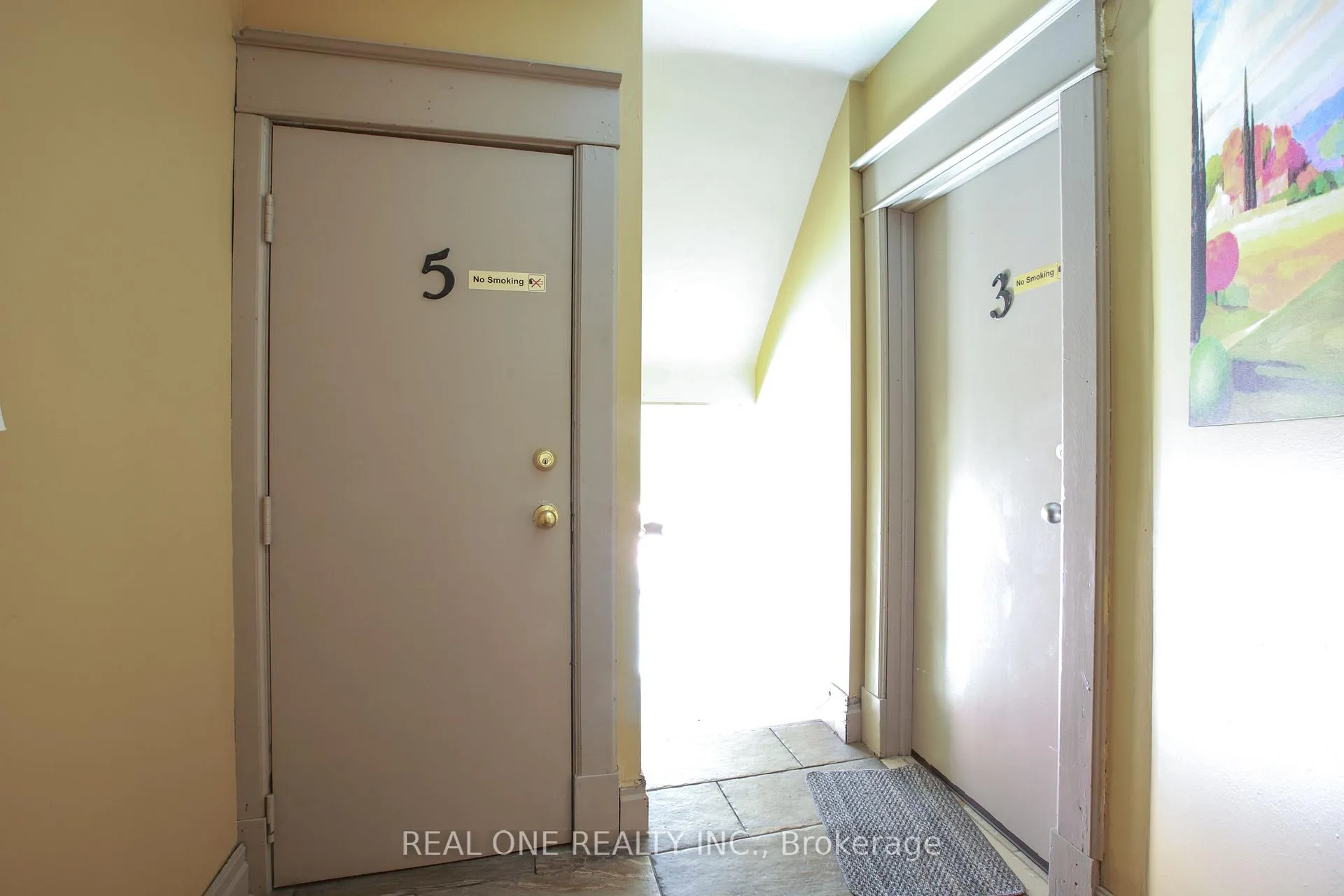 Photo 15 of Unit Unit 5, 239 Main Street N, Brampton, Downtown Brampton — HOMEH