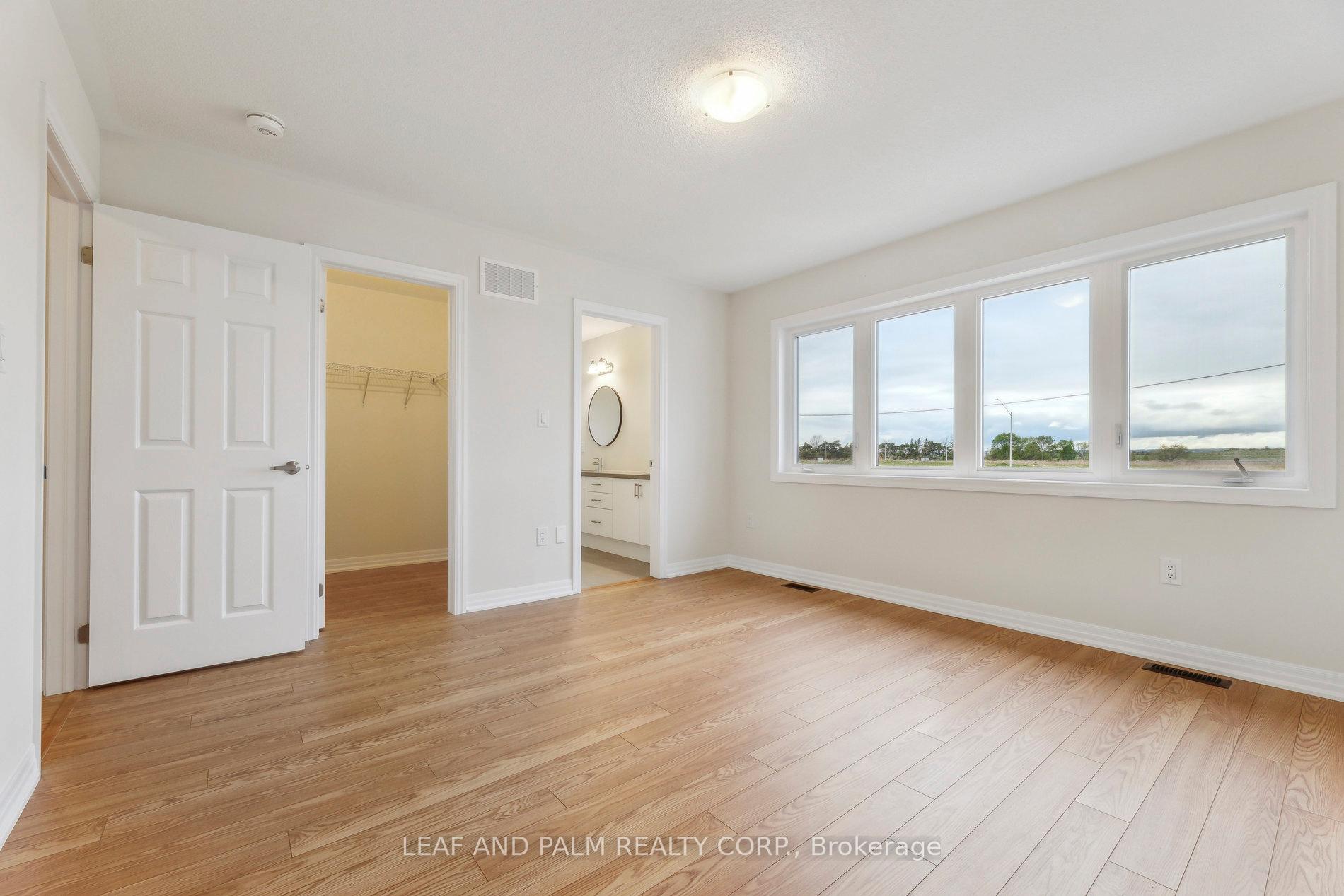 Photo 21 of 26 Ed Ewert Avenue, Clarington, Newcastle — HOMEH