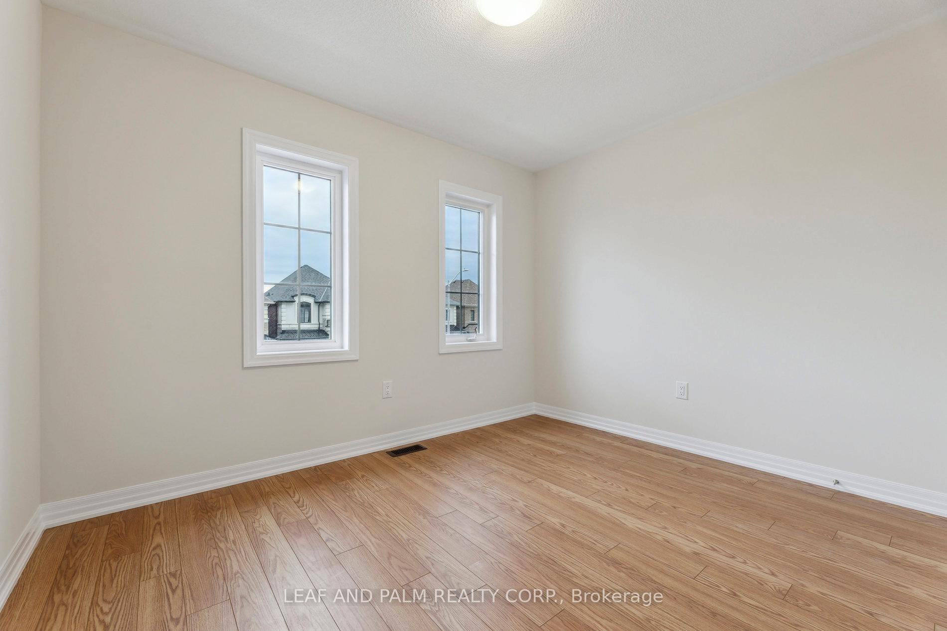 Photo 29 of 26 Ed Ewert Avenue, Clarington, Newcastle — HOMEH